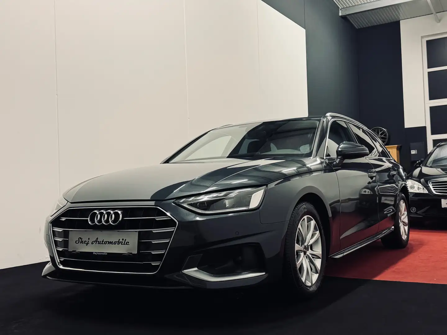 Audi A4 30 TDI advanced*Händler & Export* Grau - 1