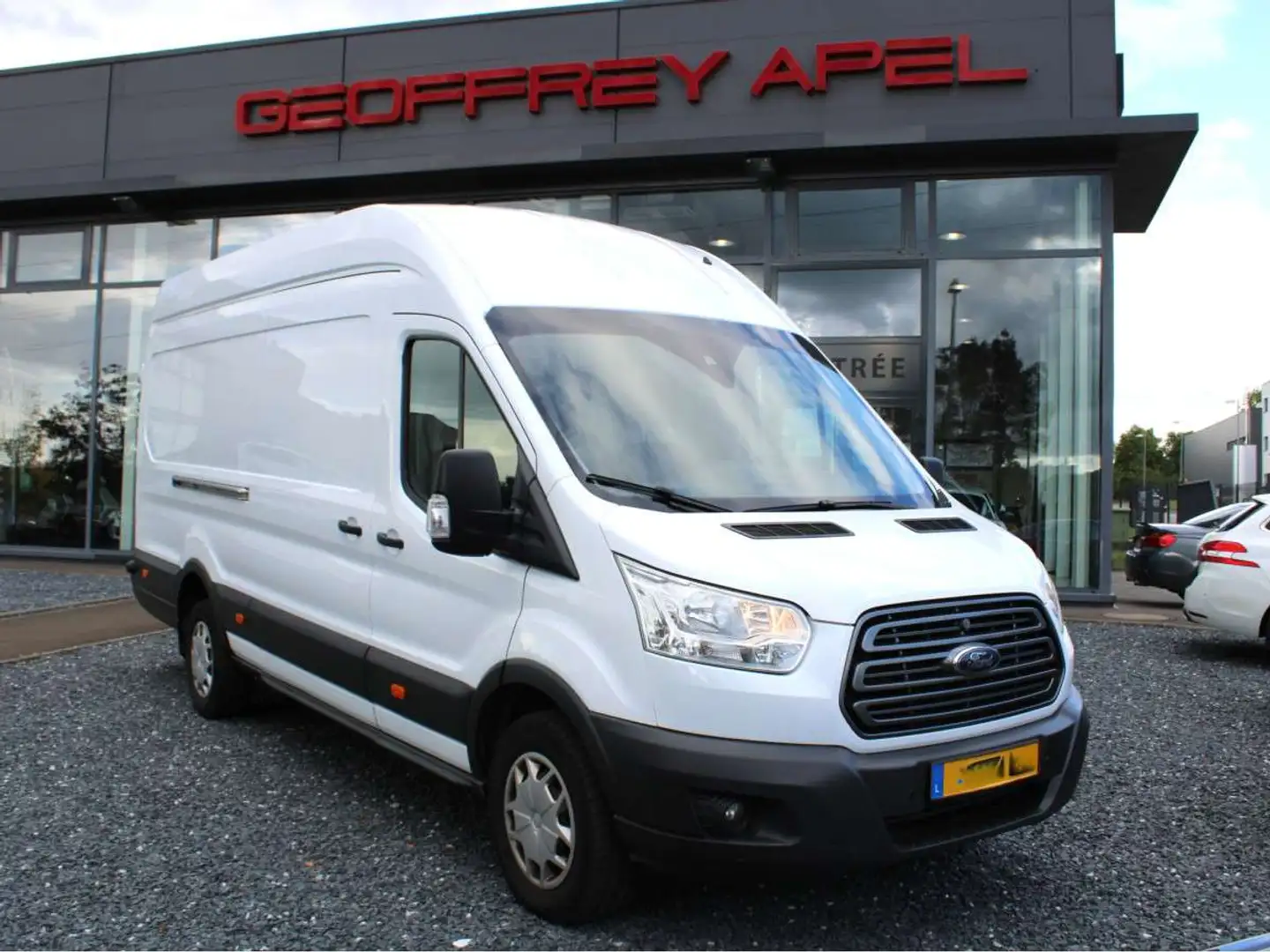 Ford Fiesta Transit 2T 2.2 TDCI 155 L4H3 TREND Blanc - 1