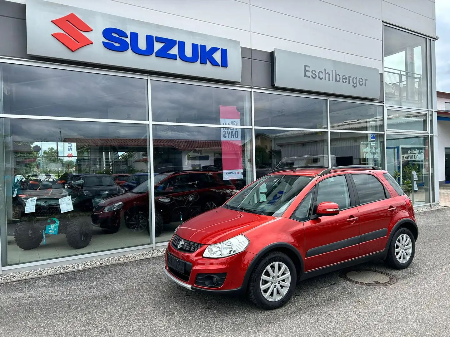 Suzuki SX4 1.6 VVT 4x2 Classic Comfort AHK 1.6 Benziner Rouge - 1