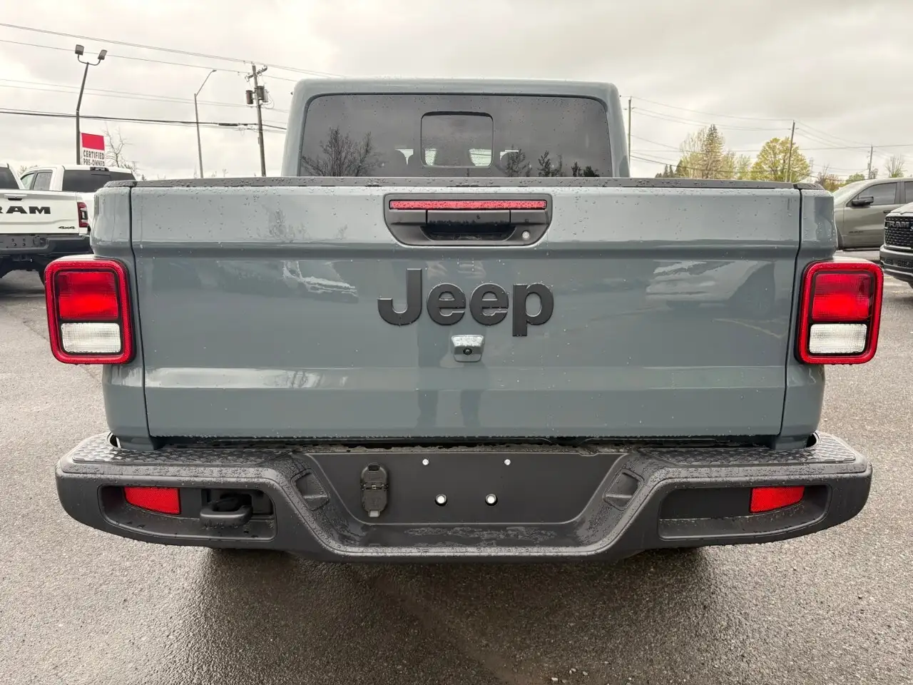 Jeep Gladiator снимка Jeep Gladiator