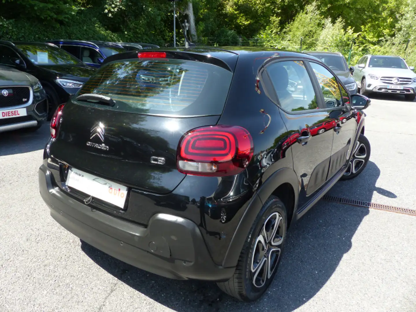 Citroen C3 PURETECH 110 CH SHINE EAT6 Noir - 2