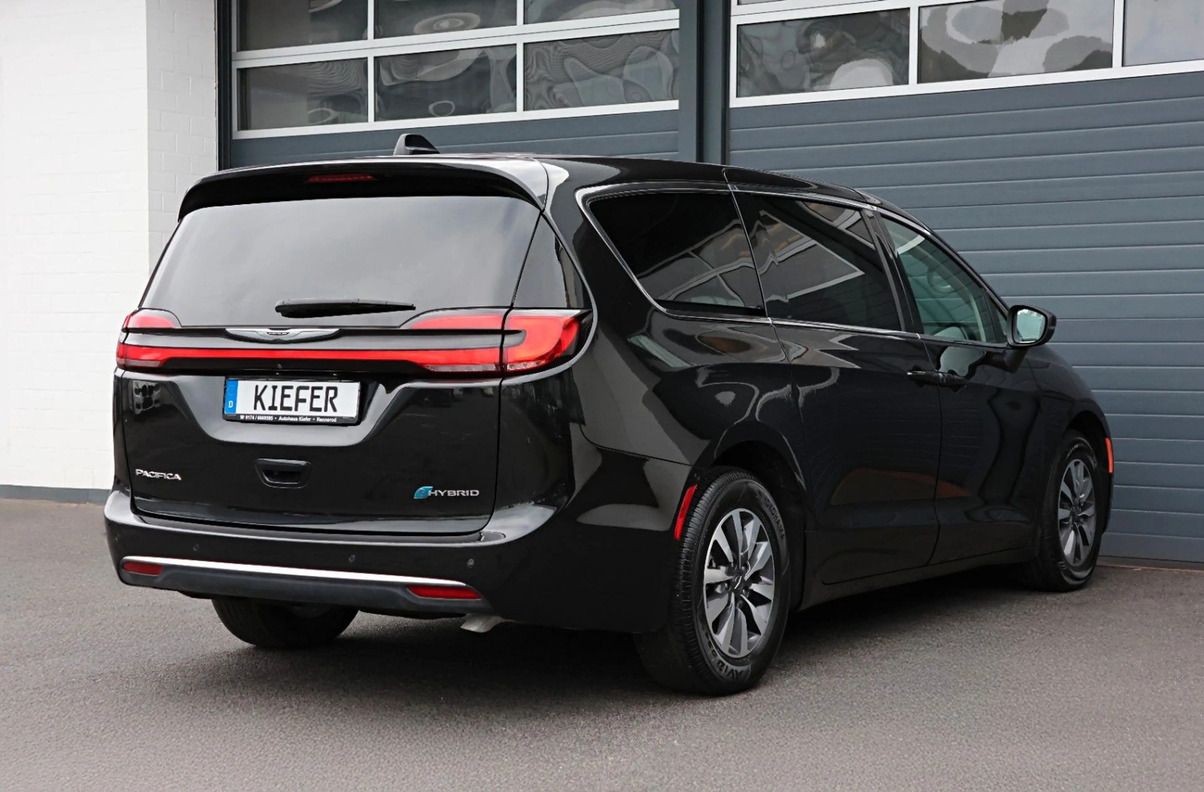 Chrysler Pacifica Plug-IN Hybrid/ACC/SHZ/LHZ/TOTW/SPUR/17 — photo 7