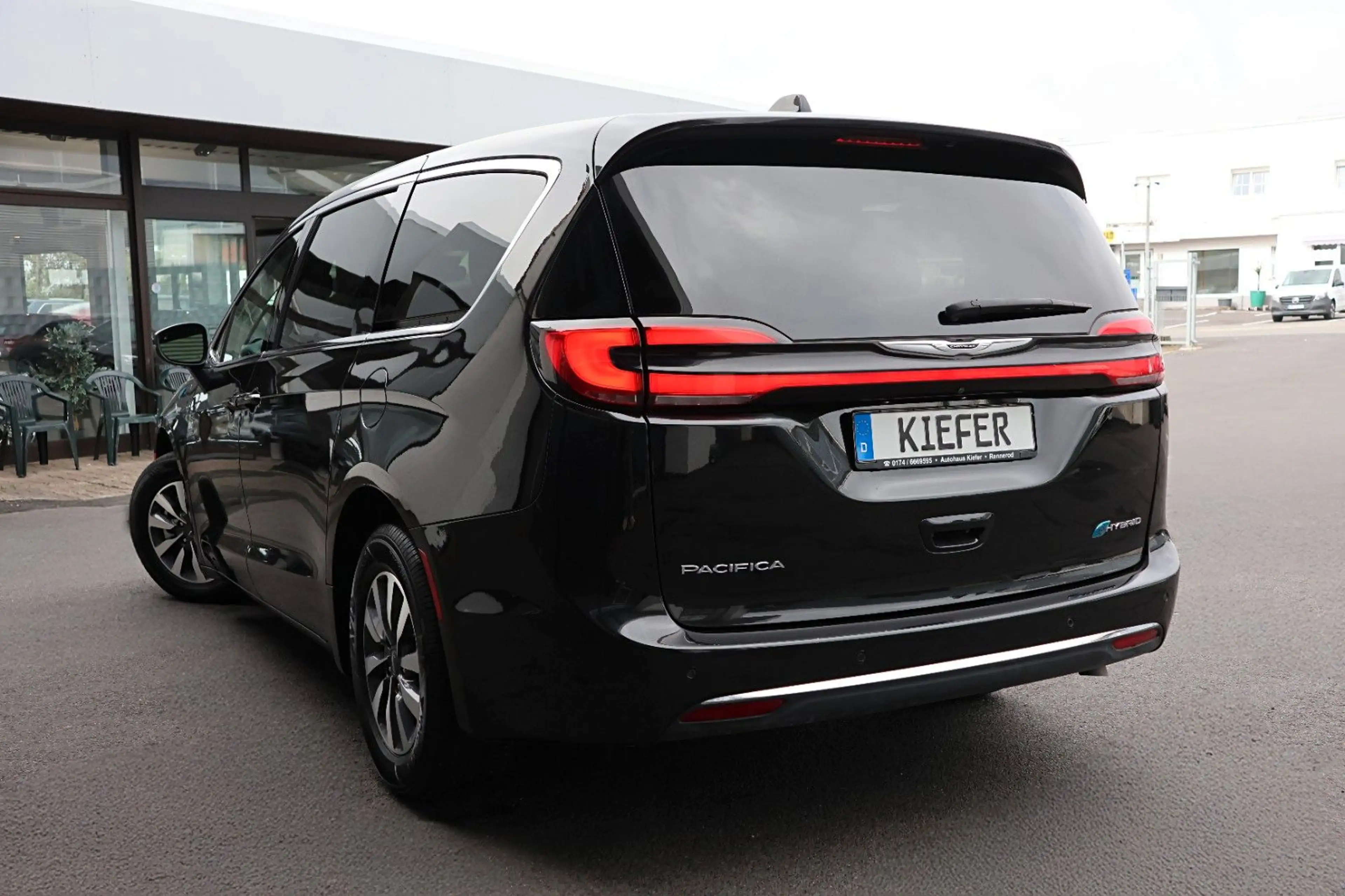 Chrysler Pacifica Plug-IN Hybrid/ACC/SHZ/LHZ/TOTW/SPUR/17 — photo 5
