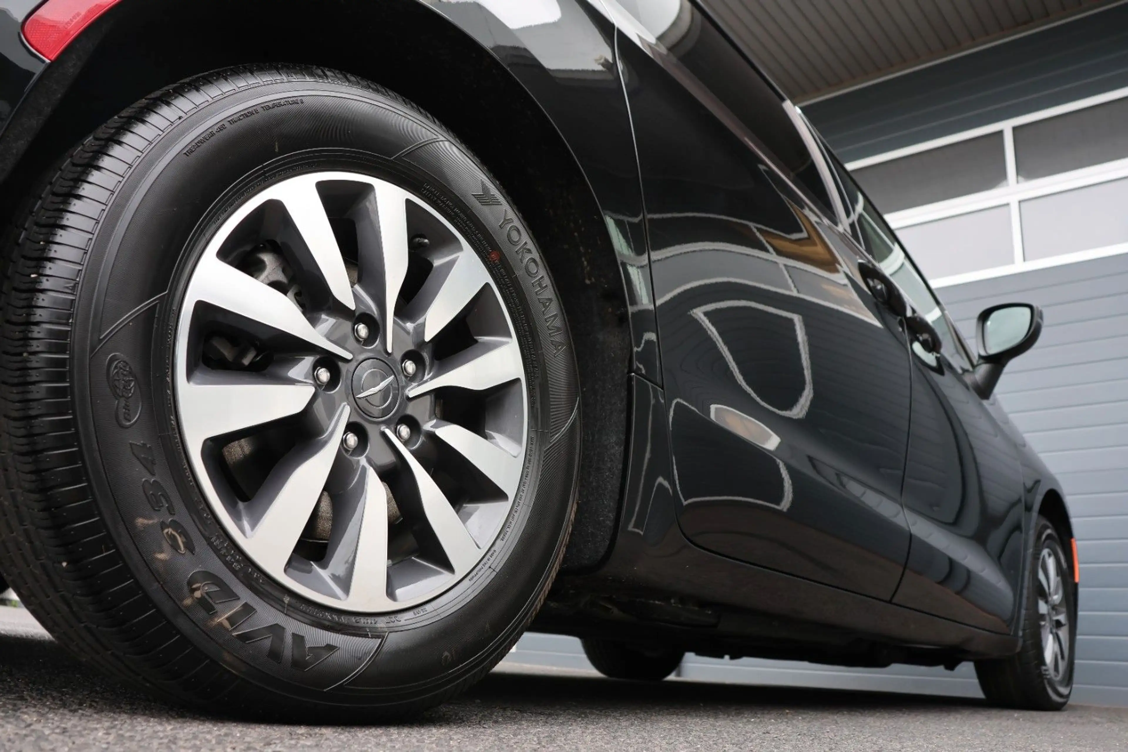 Chrysler Pacifica Plug-IN Hybrid/ACC/SHZ/LHZ/TOTW/SPUR/17 — photo 13