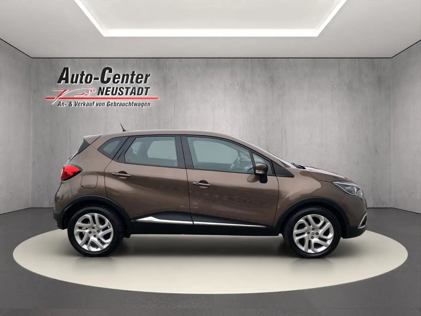 Renault Captur Luxe Braun - 2