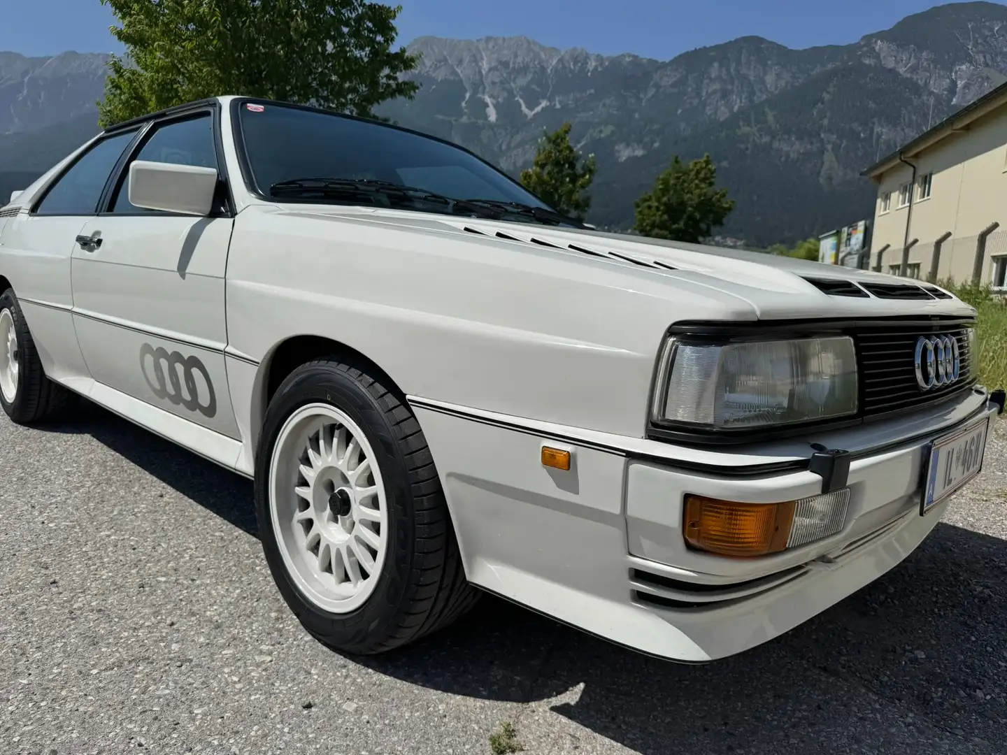 Audi QUATTRO Urquattro Білий - 1