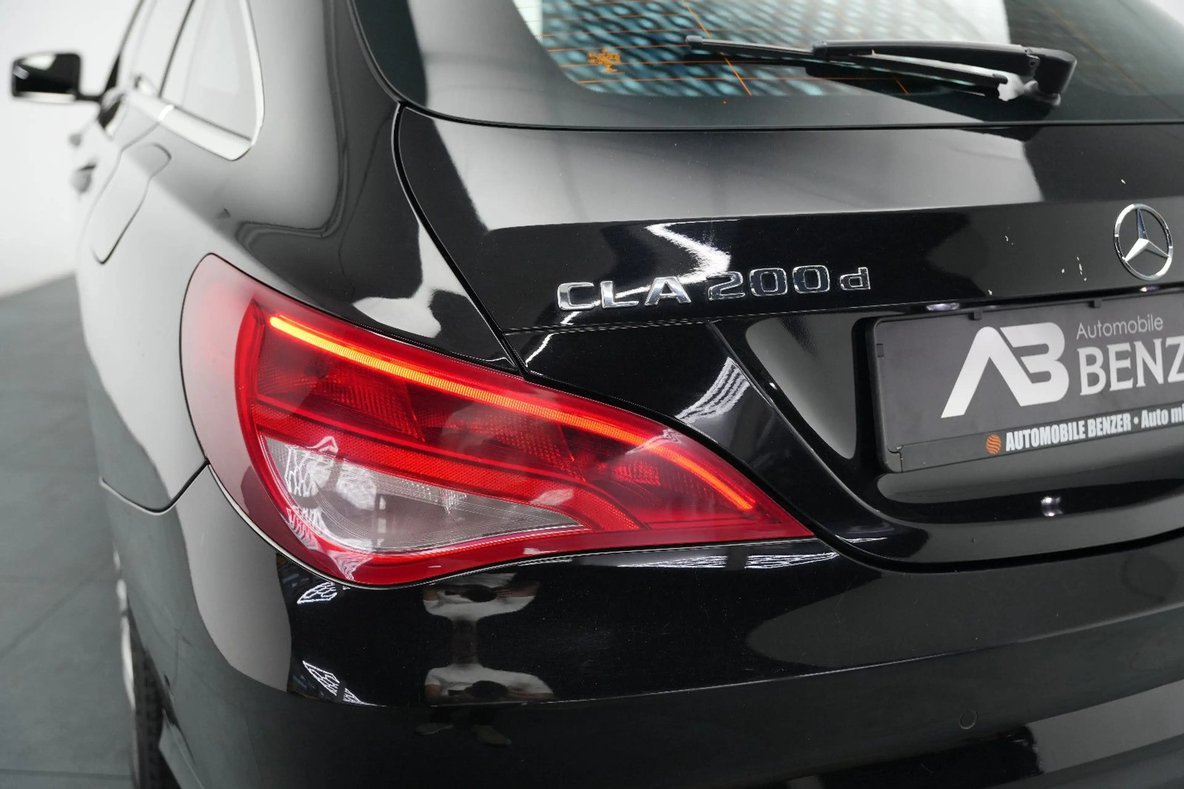 Mercedes-Benz CLA 200 d *AutomatiK*R-Kamera*LED*SHZ — photo 10