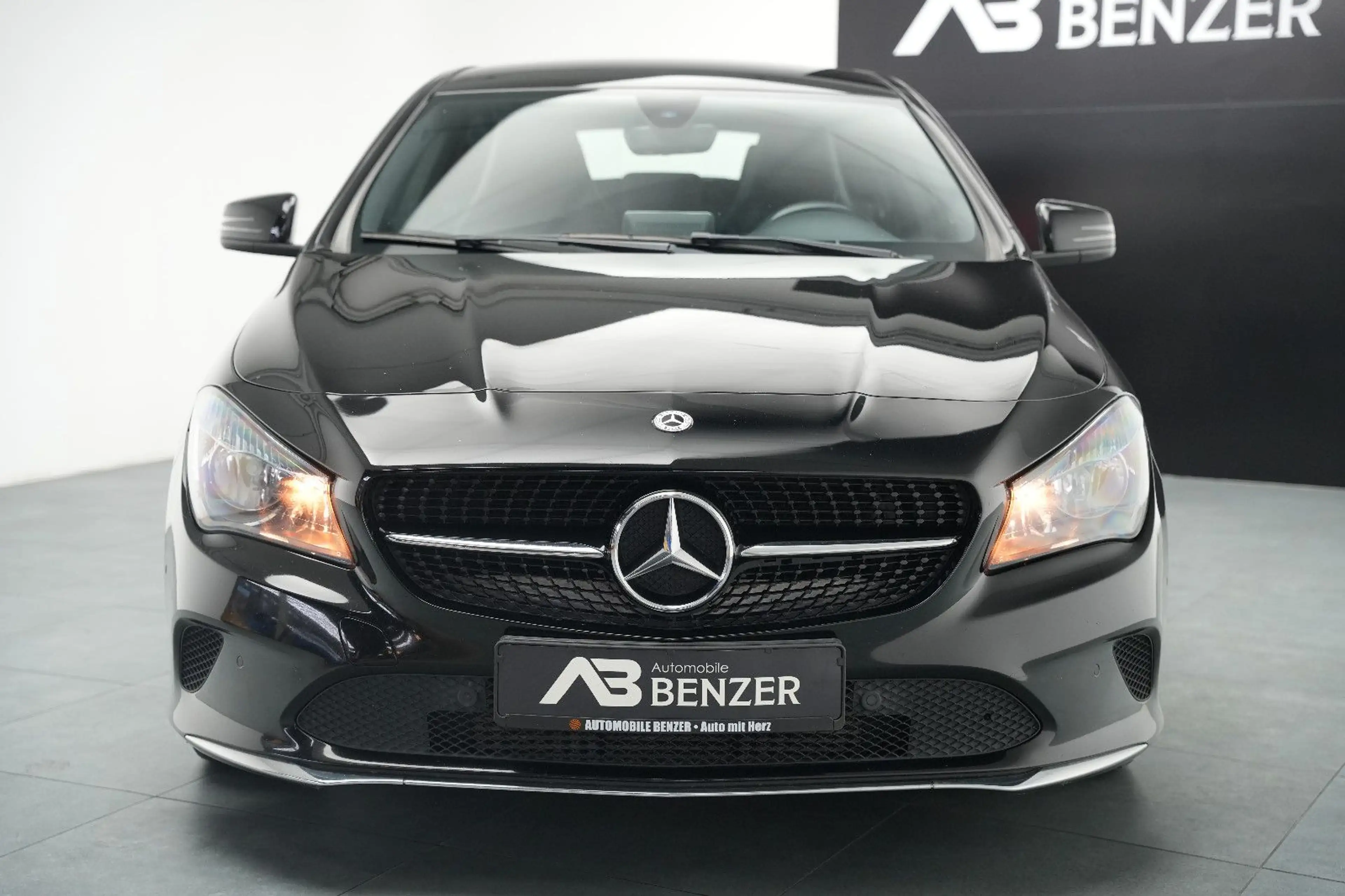 Mercedes-Benz CLA 200 d *AutomatiK*R-Kamera*LED*SHZ — photo 2