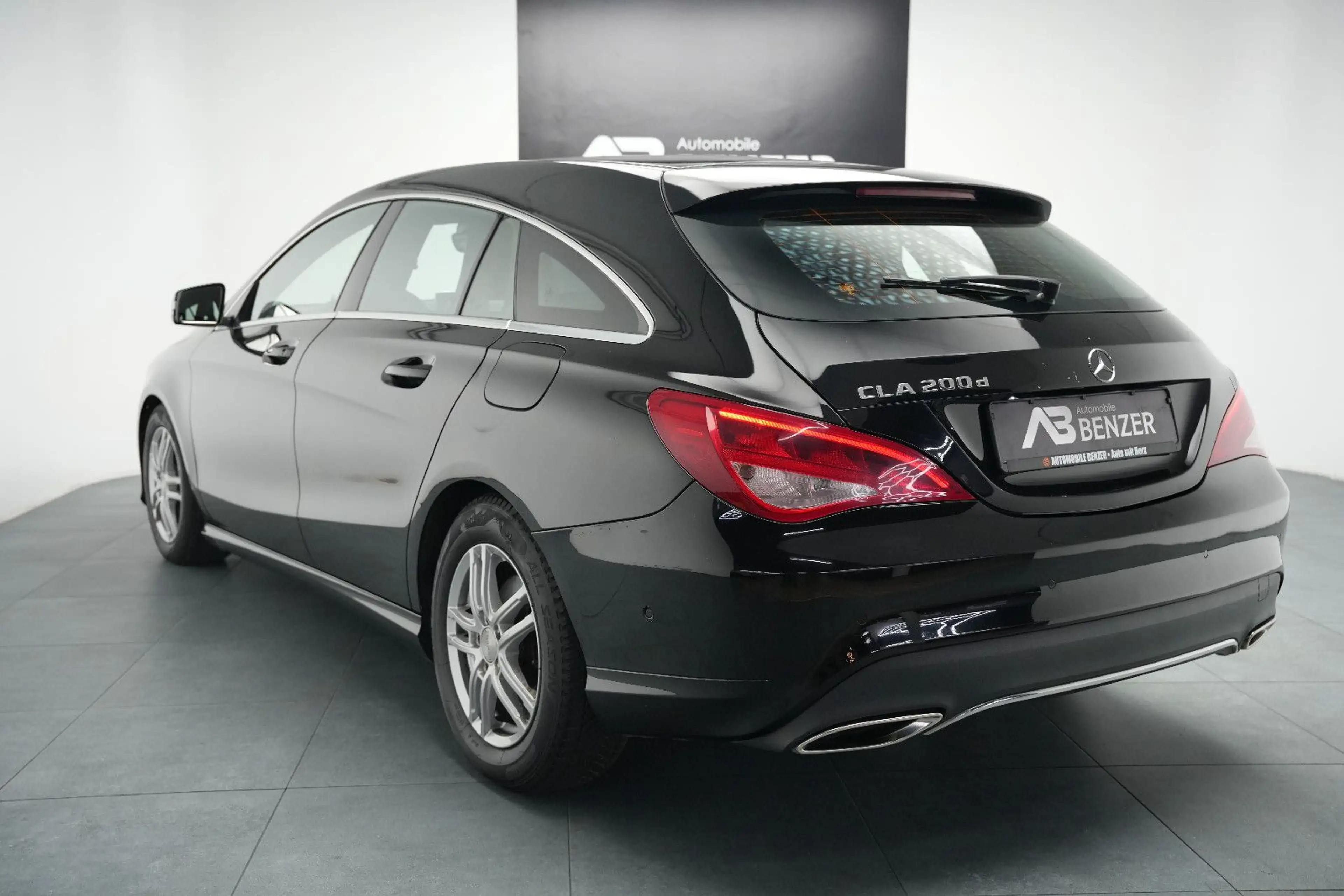 Mercedes-Benz CLA 200 d *AutomatiK*R-Kamera*LED*SHZ — photo 7