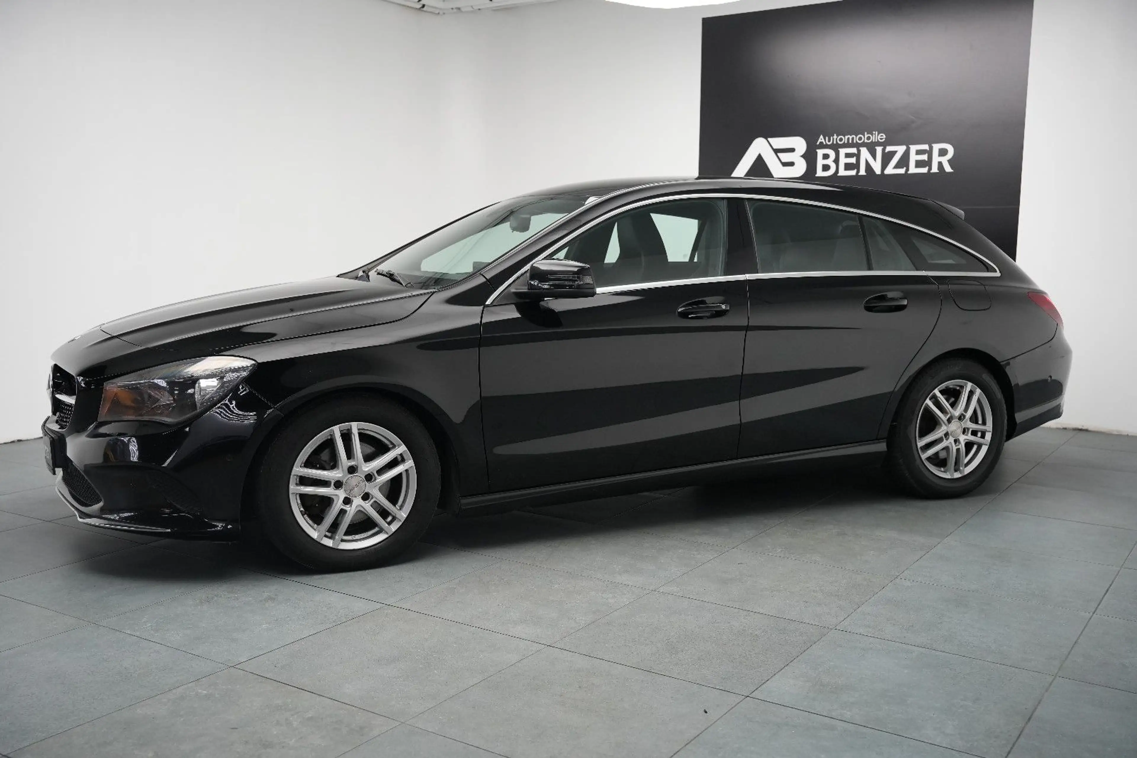 Mercedes-Benz CLA 200 d *AutomatiK*R-Kamera*LED*SHZ — photo 6