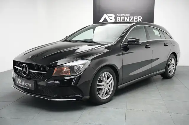 Mercedes-Benz Cla view 4