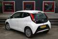 Toyota Aygo 1.0 VVT-i x-play Automaat Wit - thumbnail 6