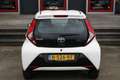 Toyota Aygo 1.0 VVT-i x-play Automaat Wit - thumbnail 5