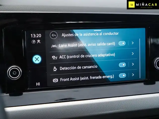 Volkswagen Golf view 11