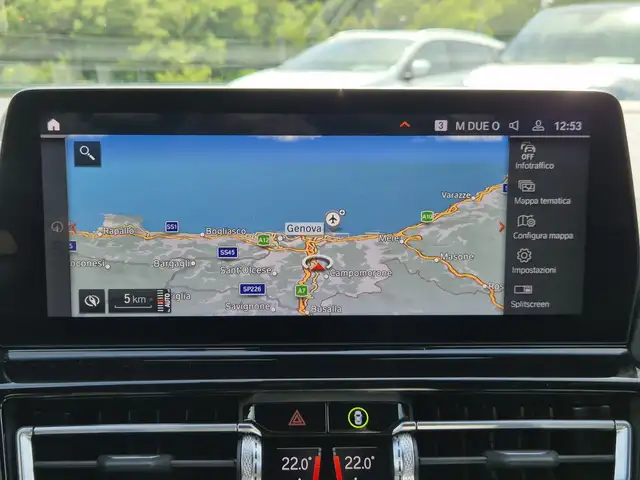 BMW 8 Series view 11