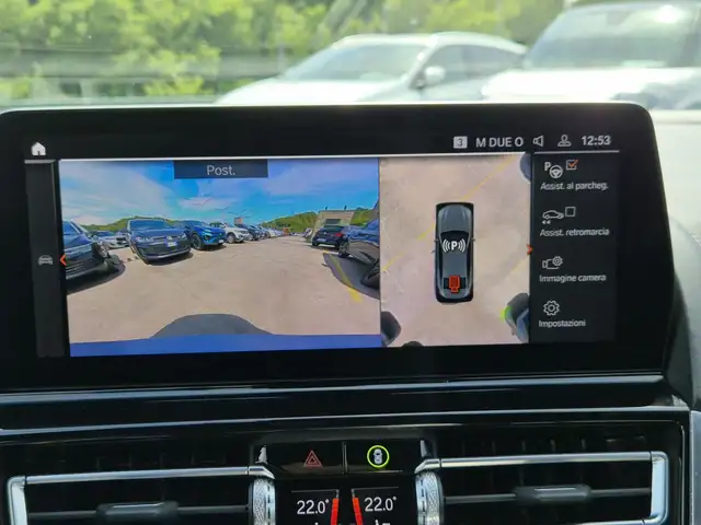 BMW 8 Series view 15