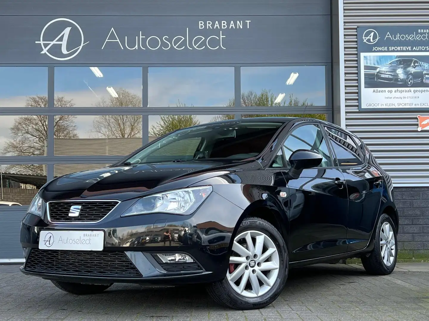 SEAT Ibiza 1.2 TSI Style Clima Cruise Navi LMV Zwart - 1