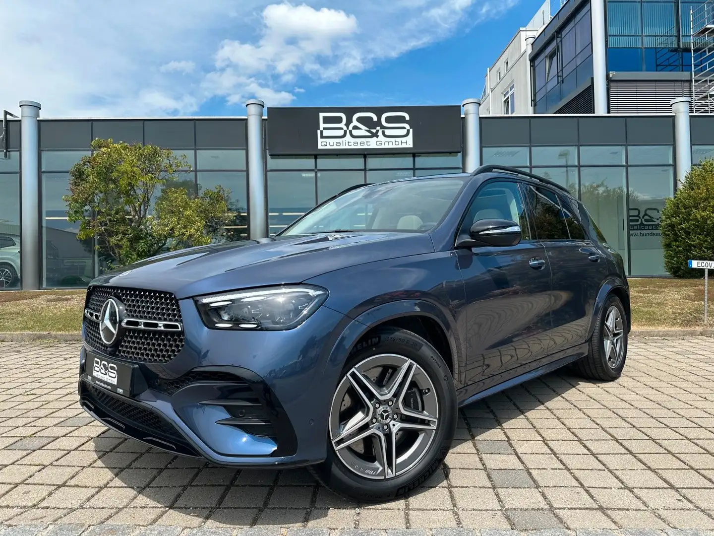 Mercedes-Benz GLE 450 d 4Matic AMG PANO,BURM,LUFT,360,Usw Bleu - 1