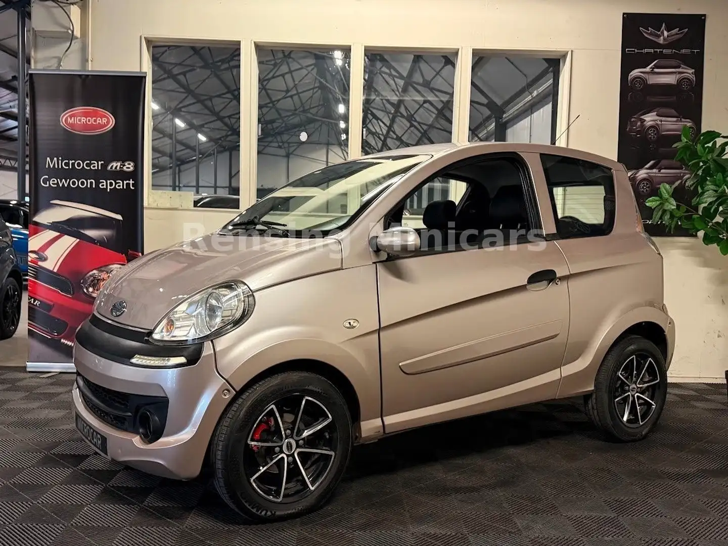 Microcar M.Go DCI AIRBAG XXL KOFFER Mopedauto 45 KM Beige - 1