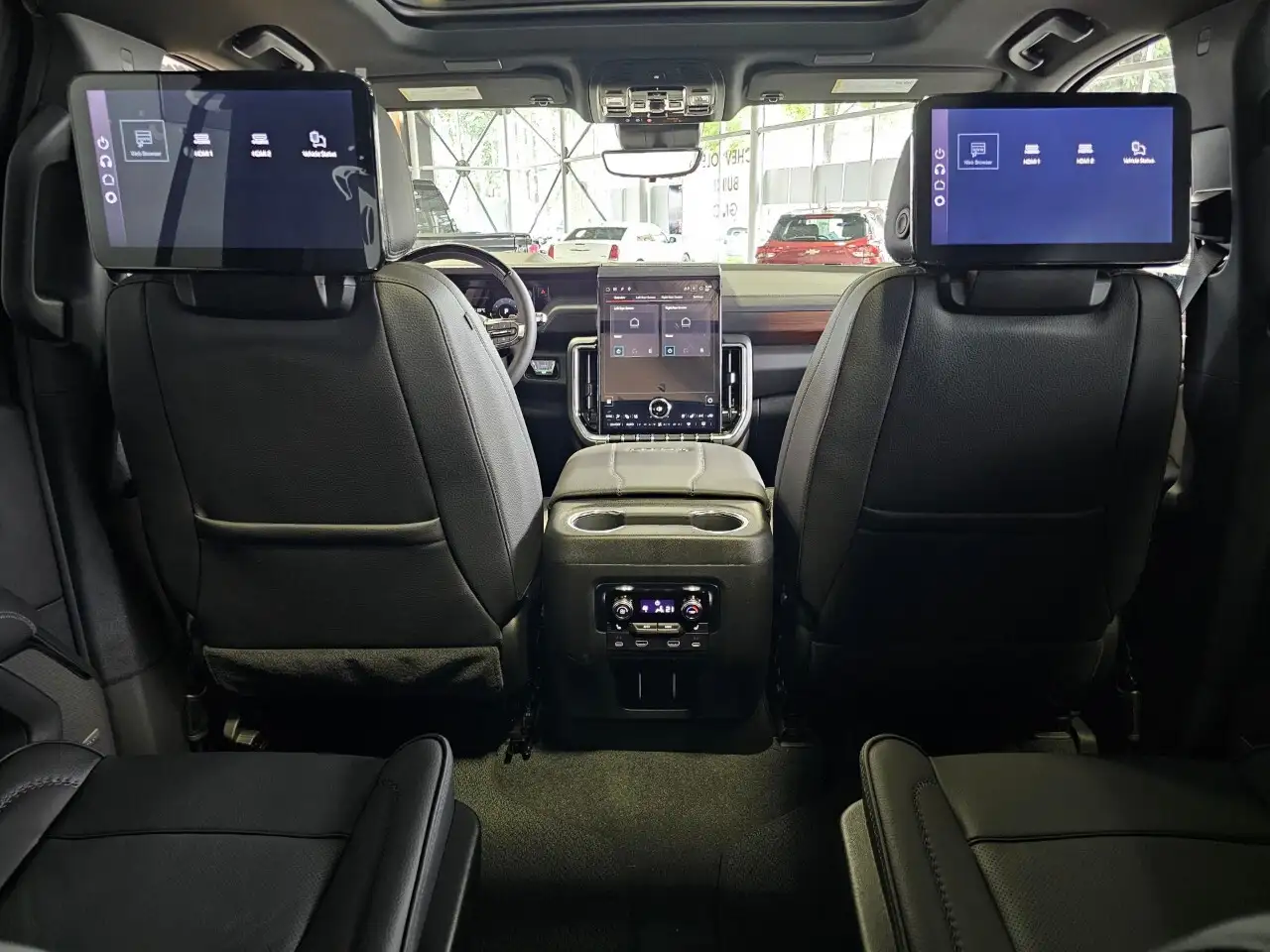 GMC Yukon снимка GMC Yukon
