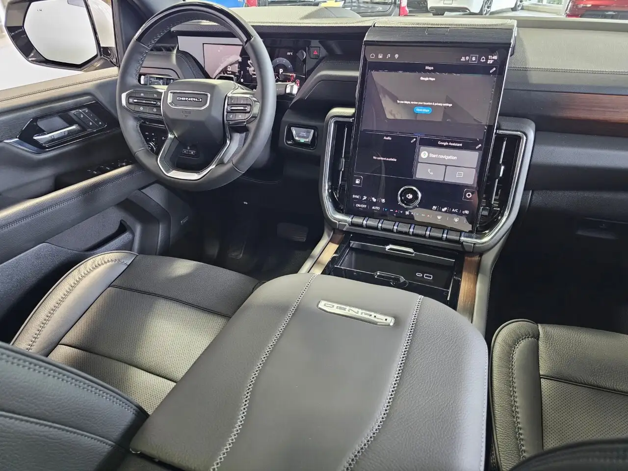 GMC Yukon снимка GMC Yukon