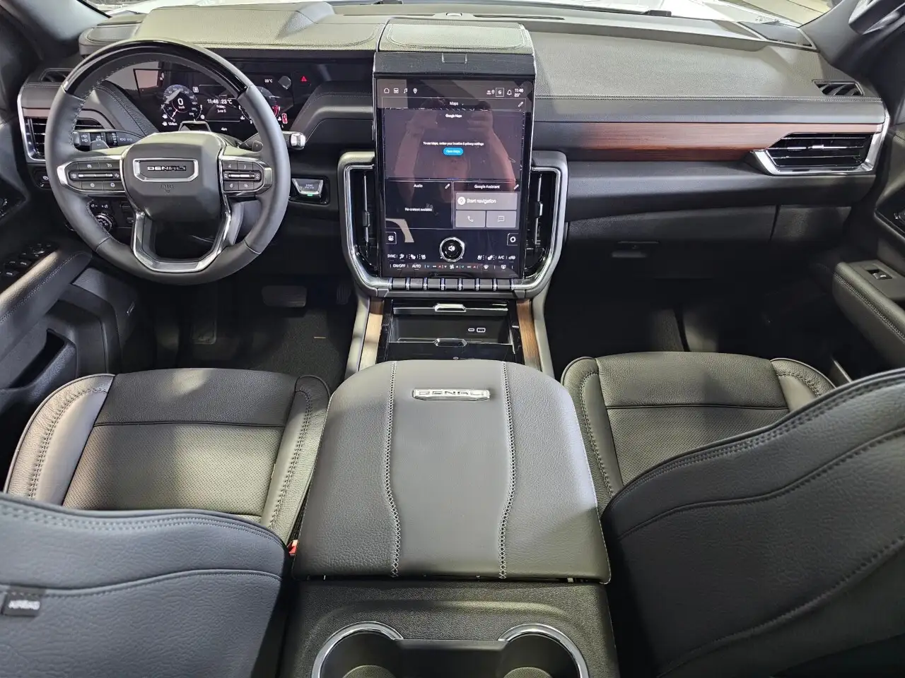 GMC Yukon снимка GMC Yukon
