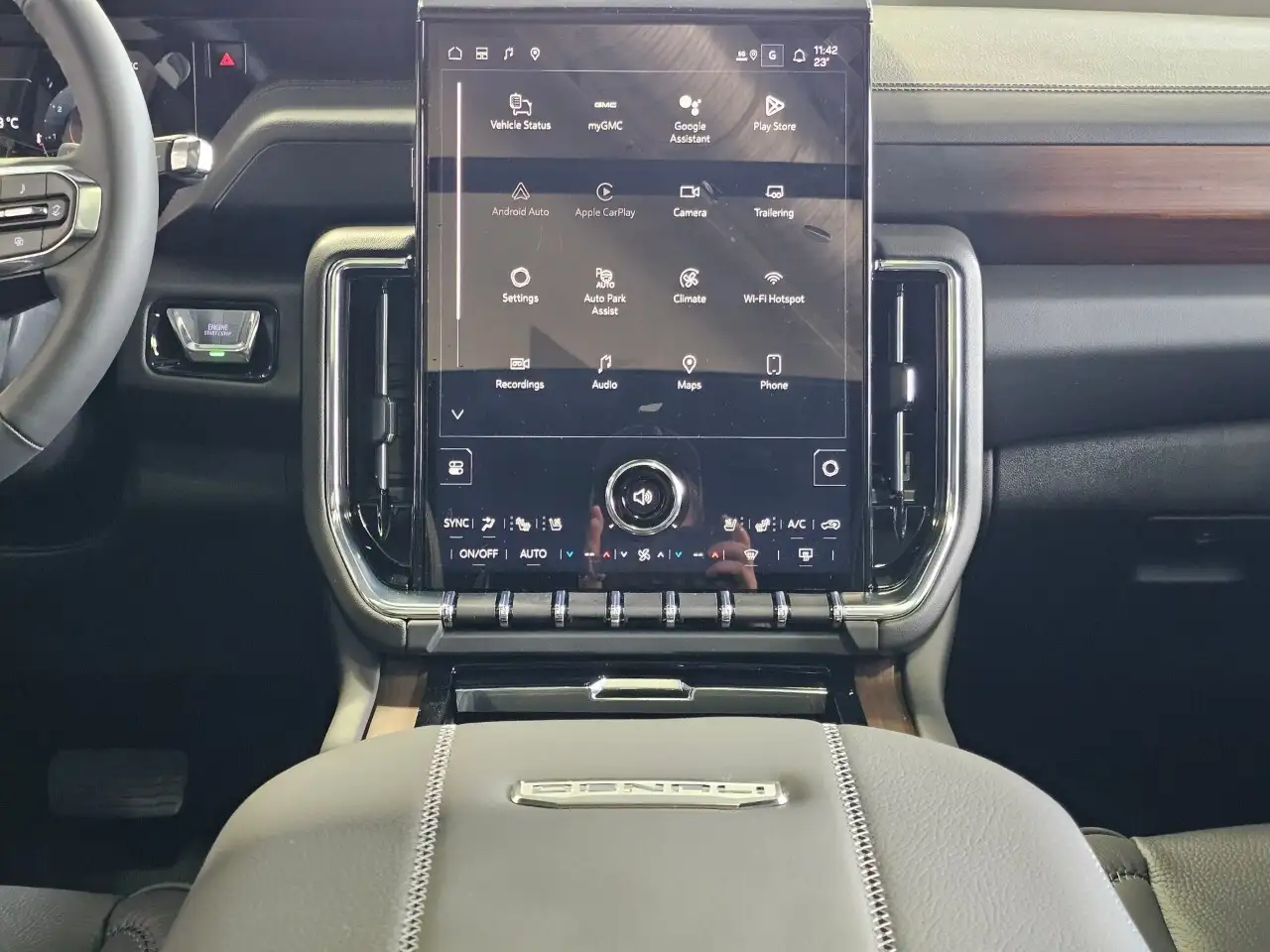 GMC Yukon снимка GMC Yukon