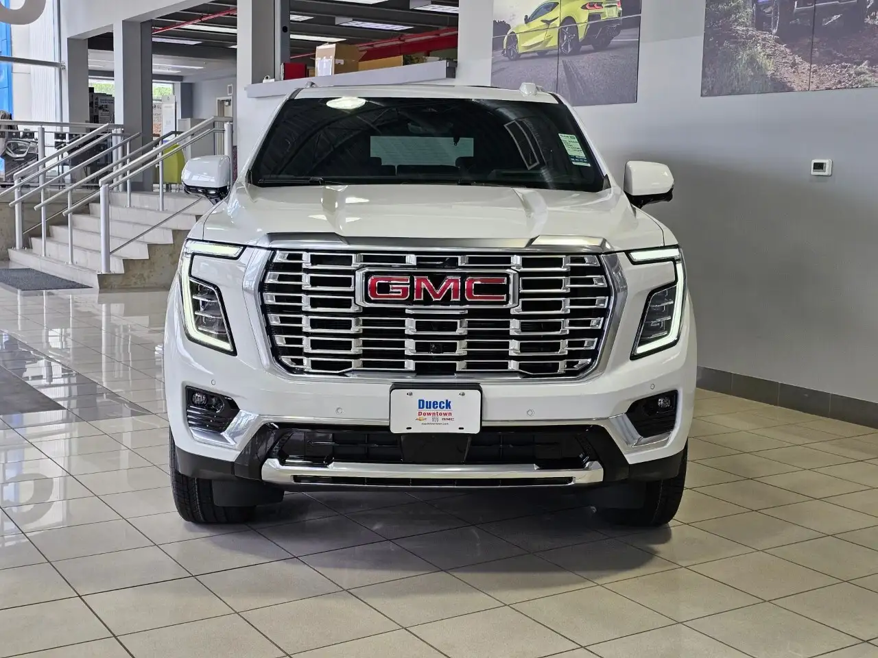 GMC Yukon снимка GMC Yukon