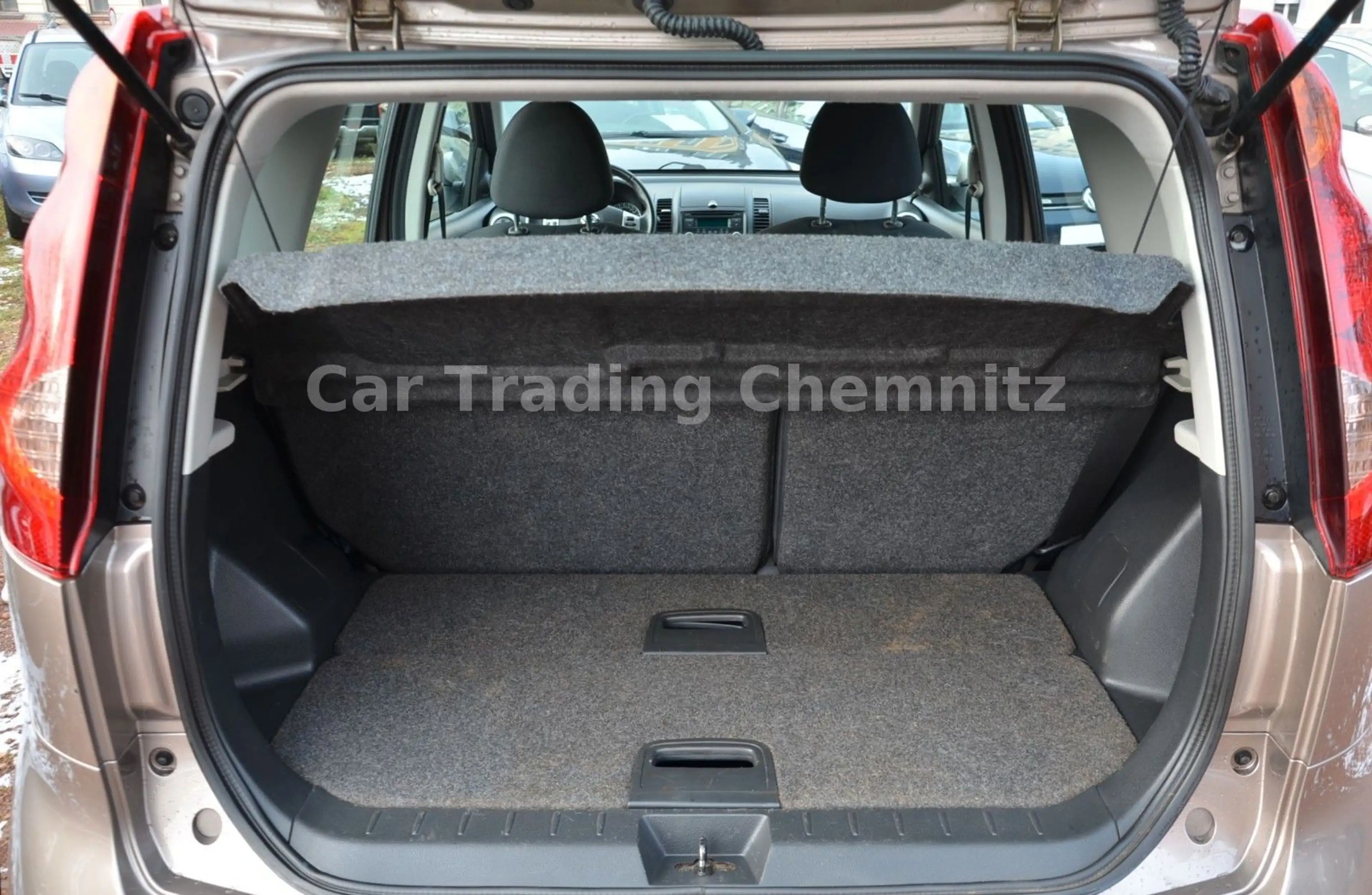 Nissan Note Acenta 1.4 Klima 1. Hand Tüv neu — photo 14