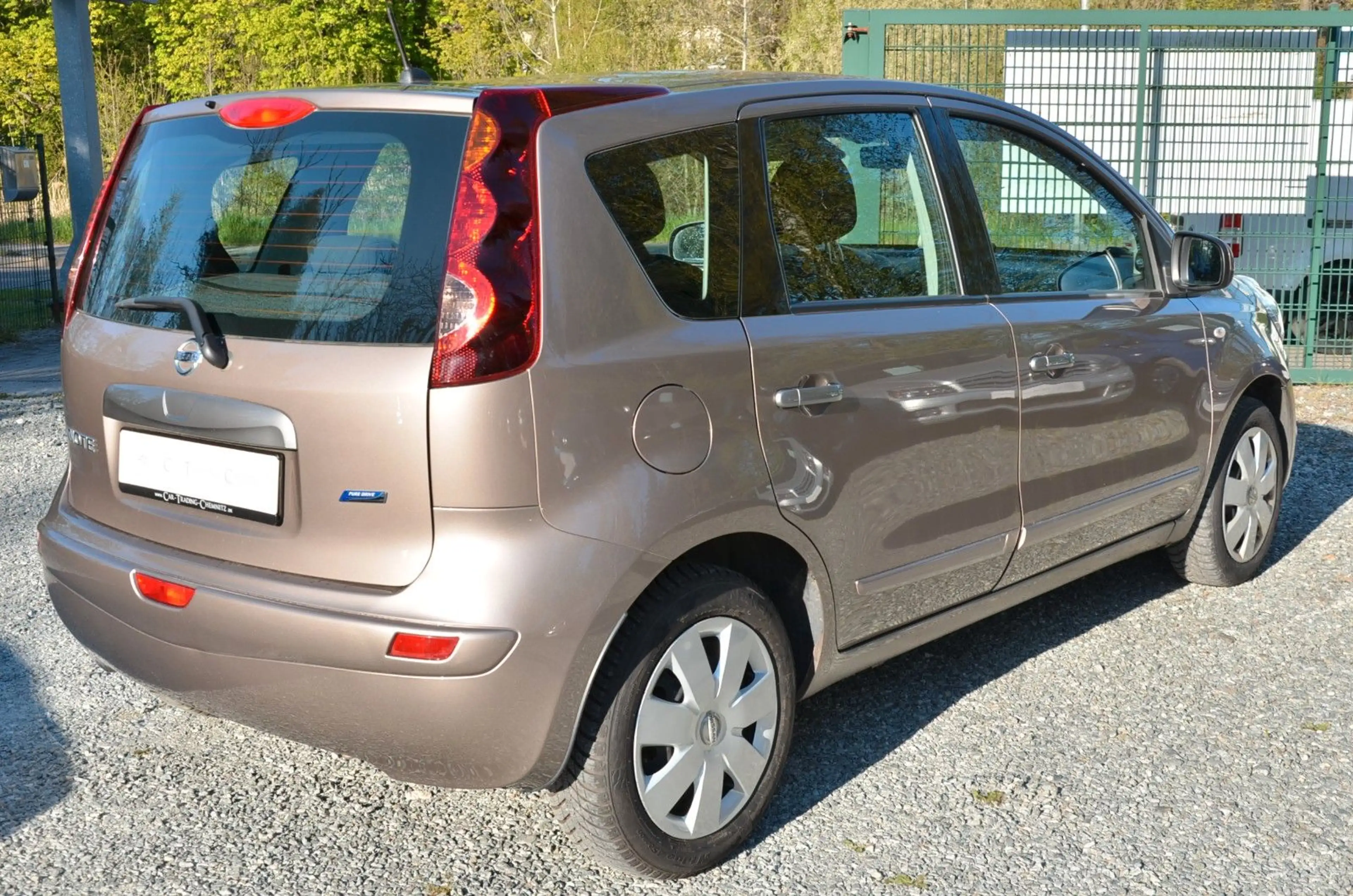 Nissan Note Acenta 1.4 Klima 1. Hand Tüv neu — photo 5