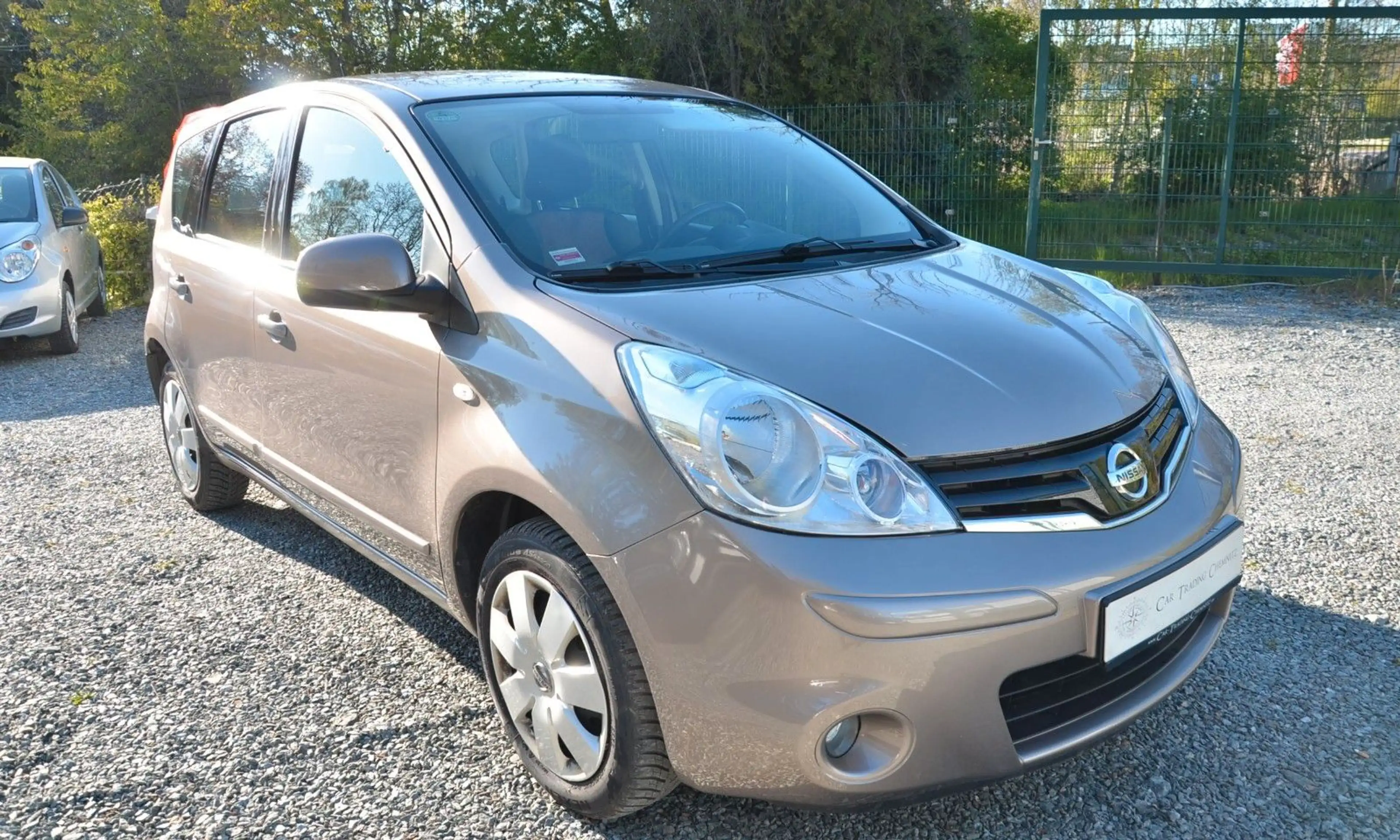 Nissan Note Acenta 1.4 Klima 1. Hand Tüv neu — photo 3