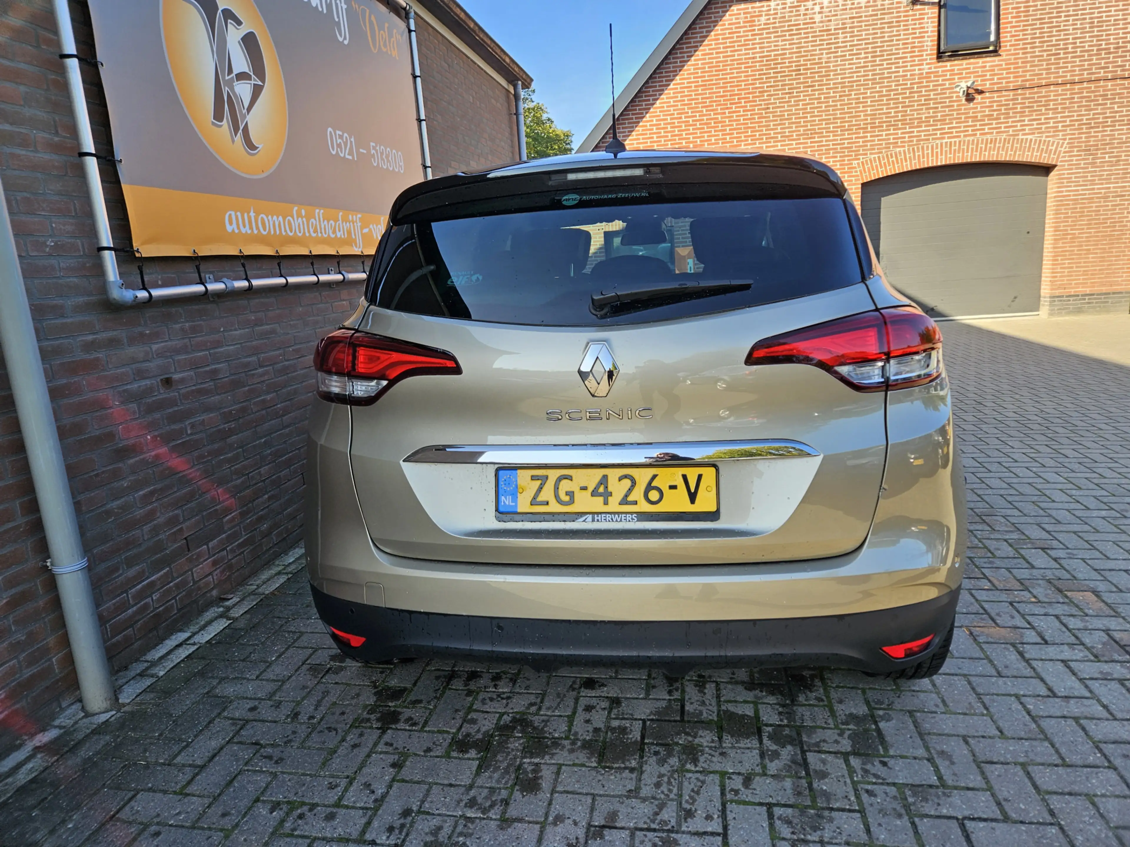 Renault Scenic 1.3 TCe Bose (motor probleem) — photo 28