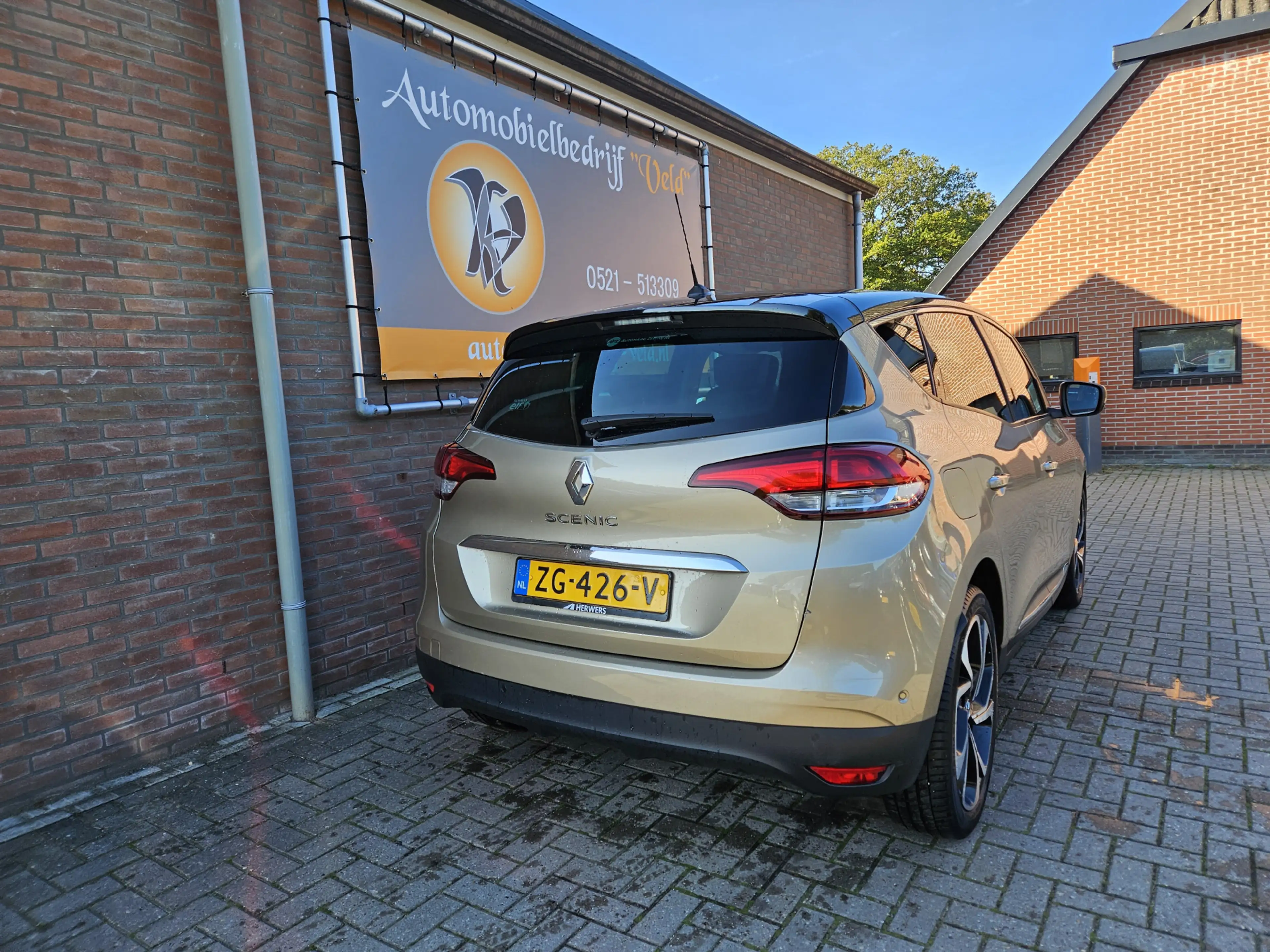 Renault Scenic 1.3 TCe Bose (motor probleem) — photo 27