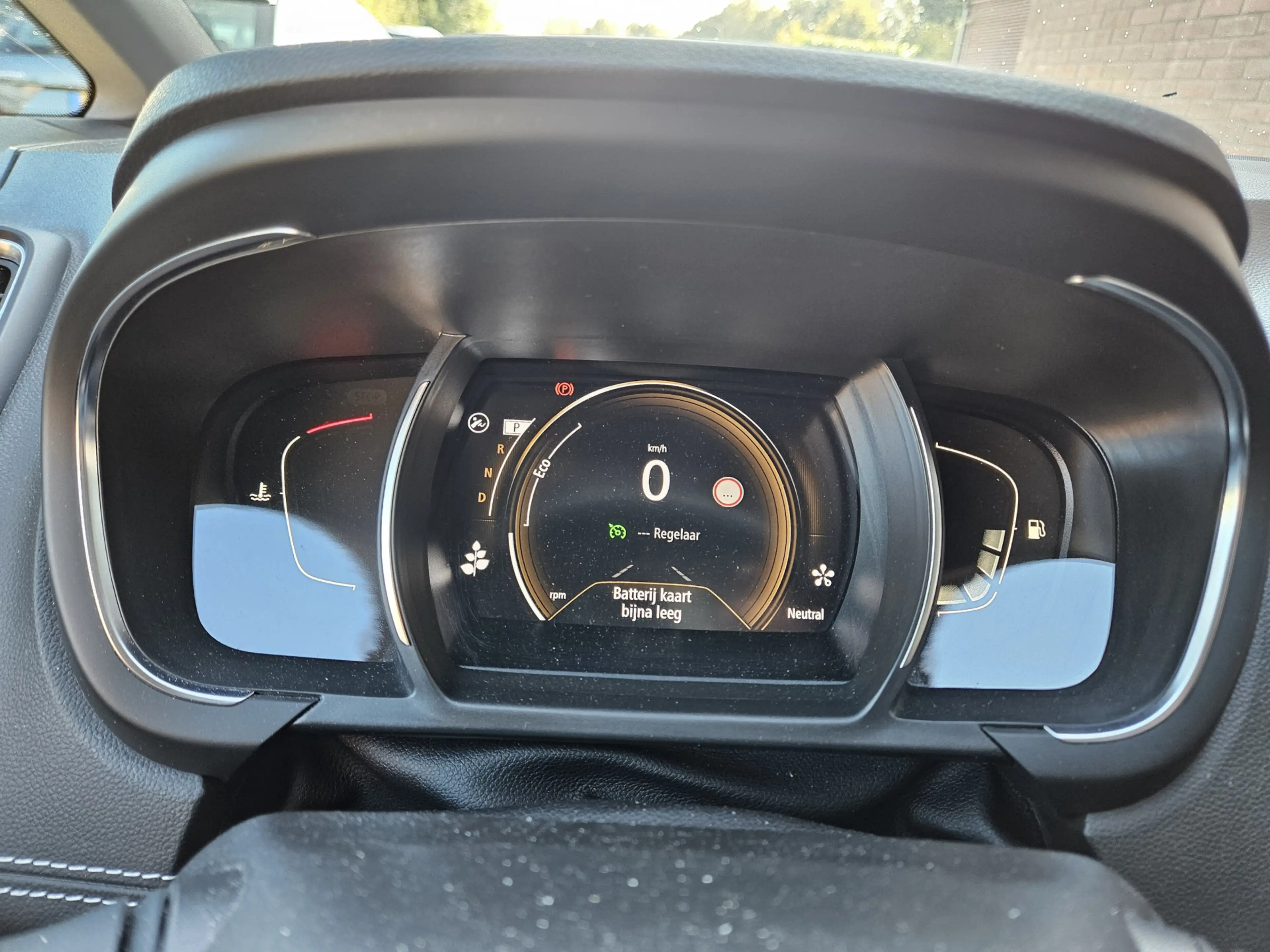 Renault Scenic 1.3 TCe Bose (motor probleem) — photo 8
