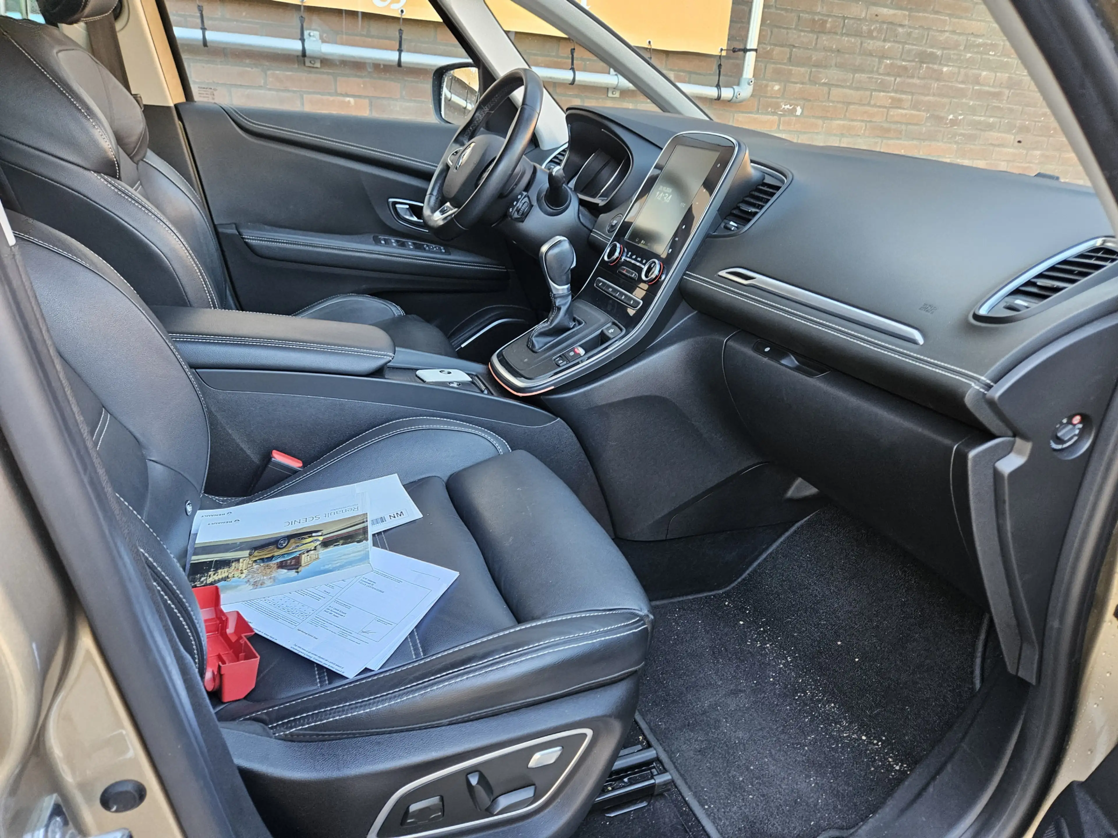 Renault Scenic 1.3 TCe Bose (motor probleem) — photo 33