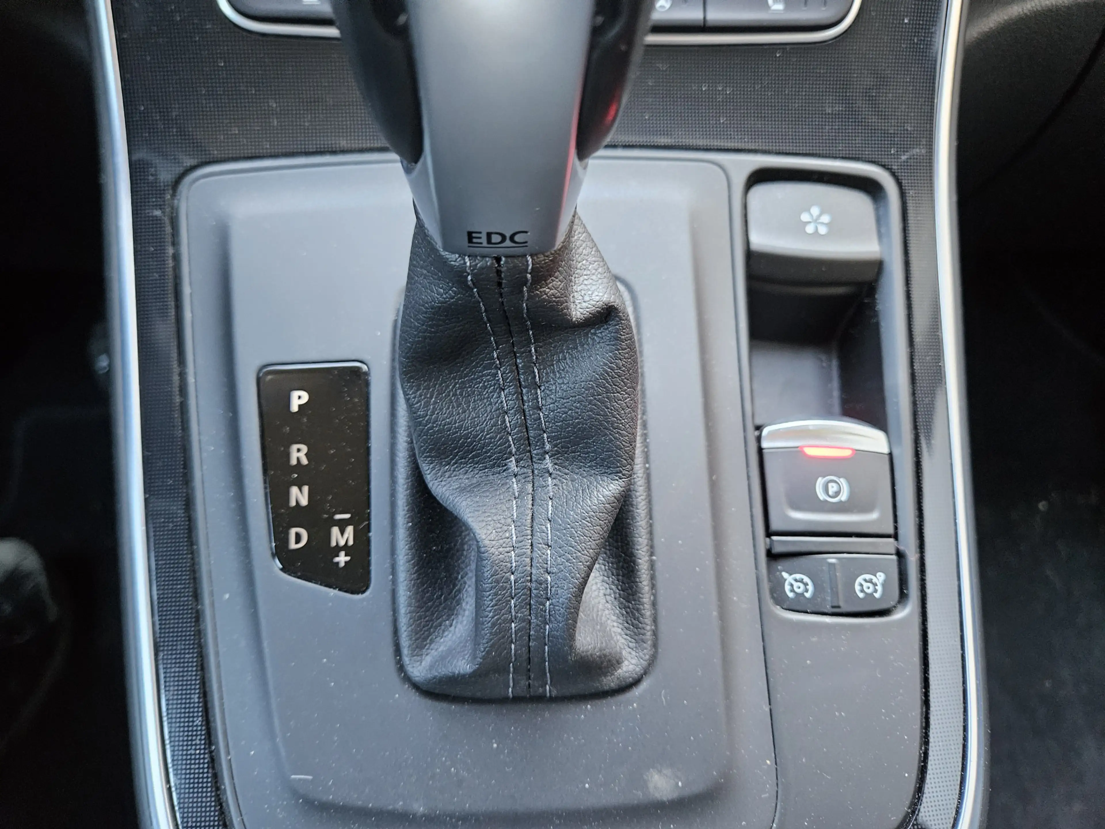 Renault Scenic 1.3 TCe Bose (motor probleem) — photo 18