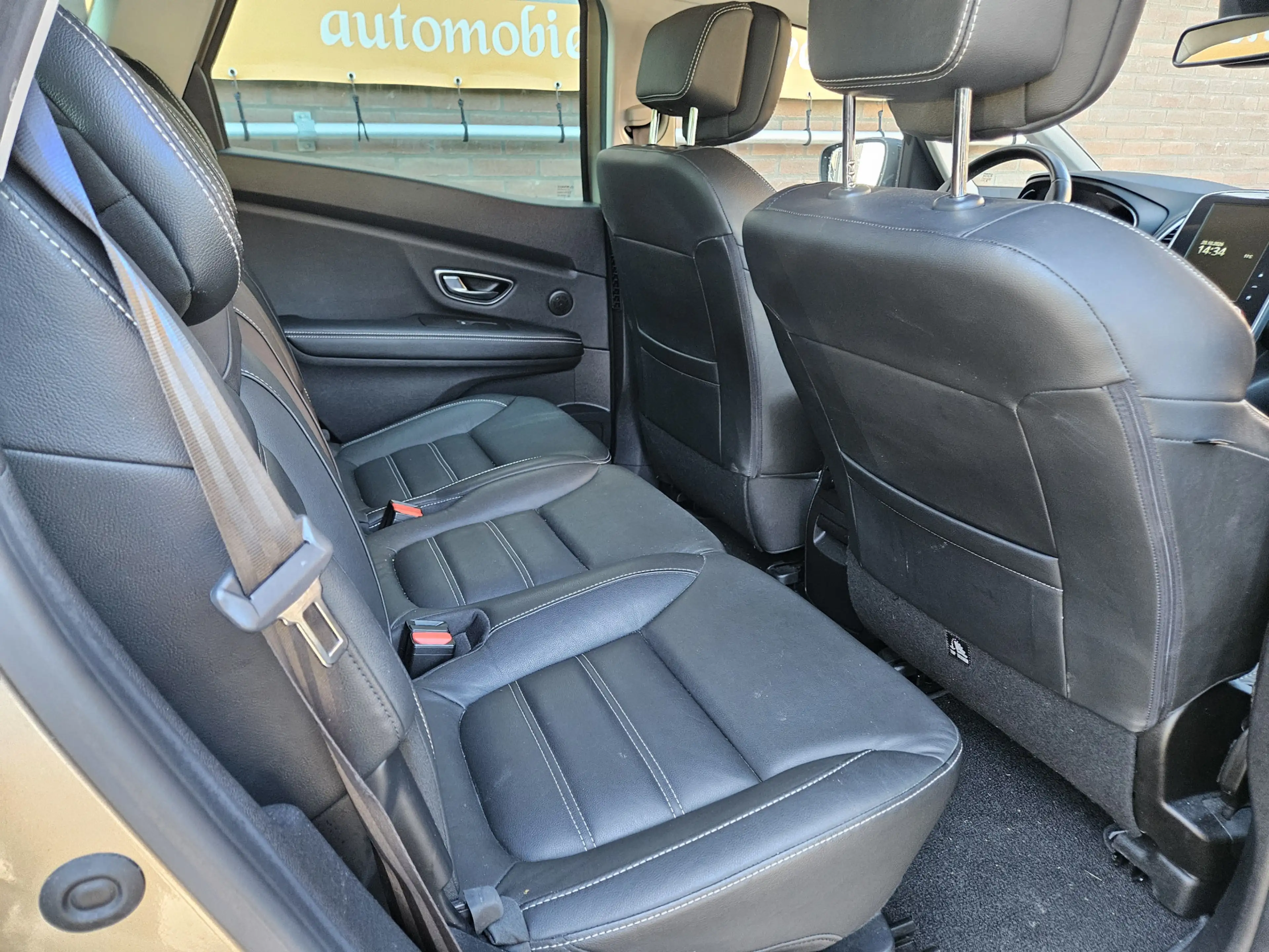 Renault Scenic 1.3 TCe Bose (motor probleem) — photo 35