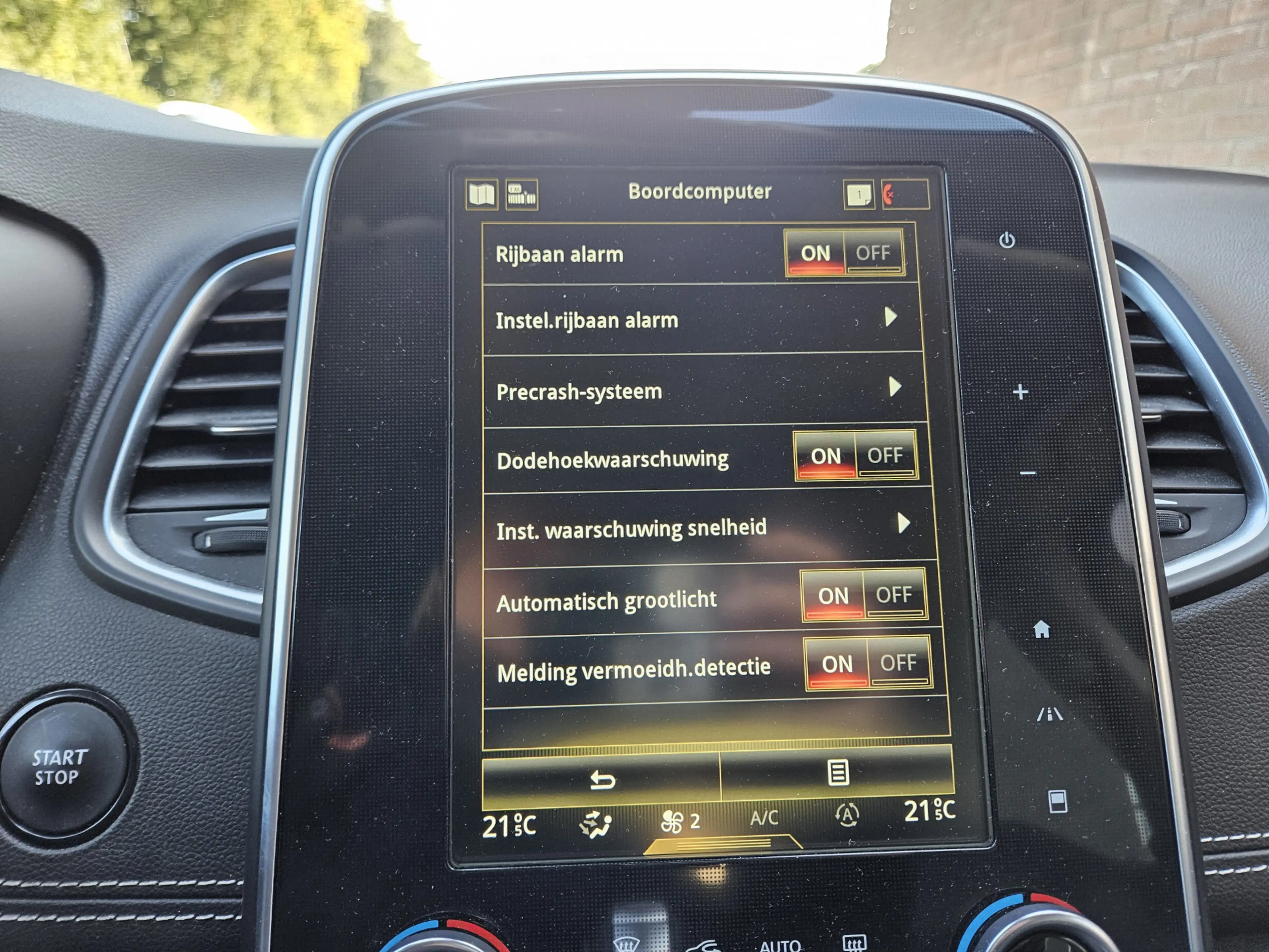 Renault Scenic 1.3 TCe Bose (motor probleem) — photo 11