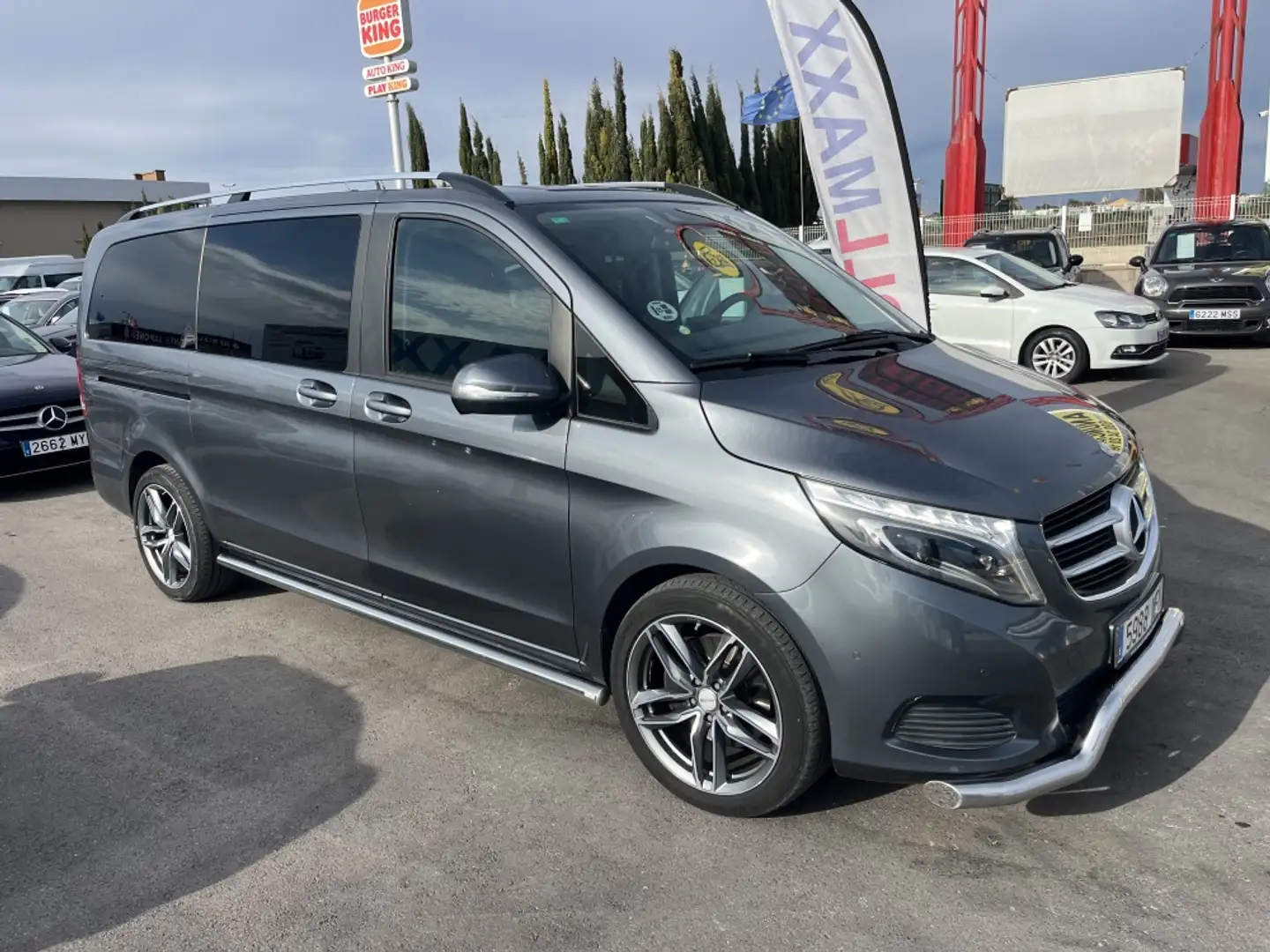 Mercedes-Benz V 220 220CDI Largo 7G Tronic Gris - 2