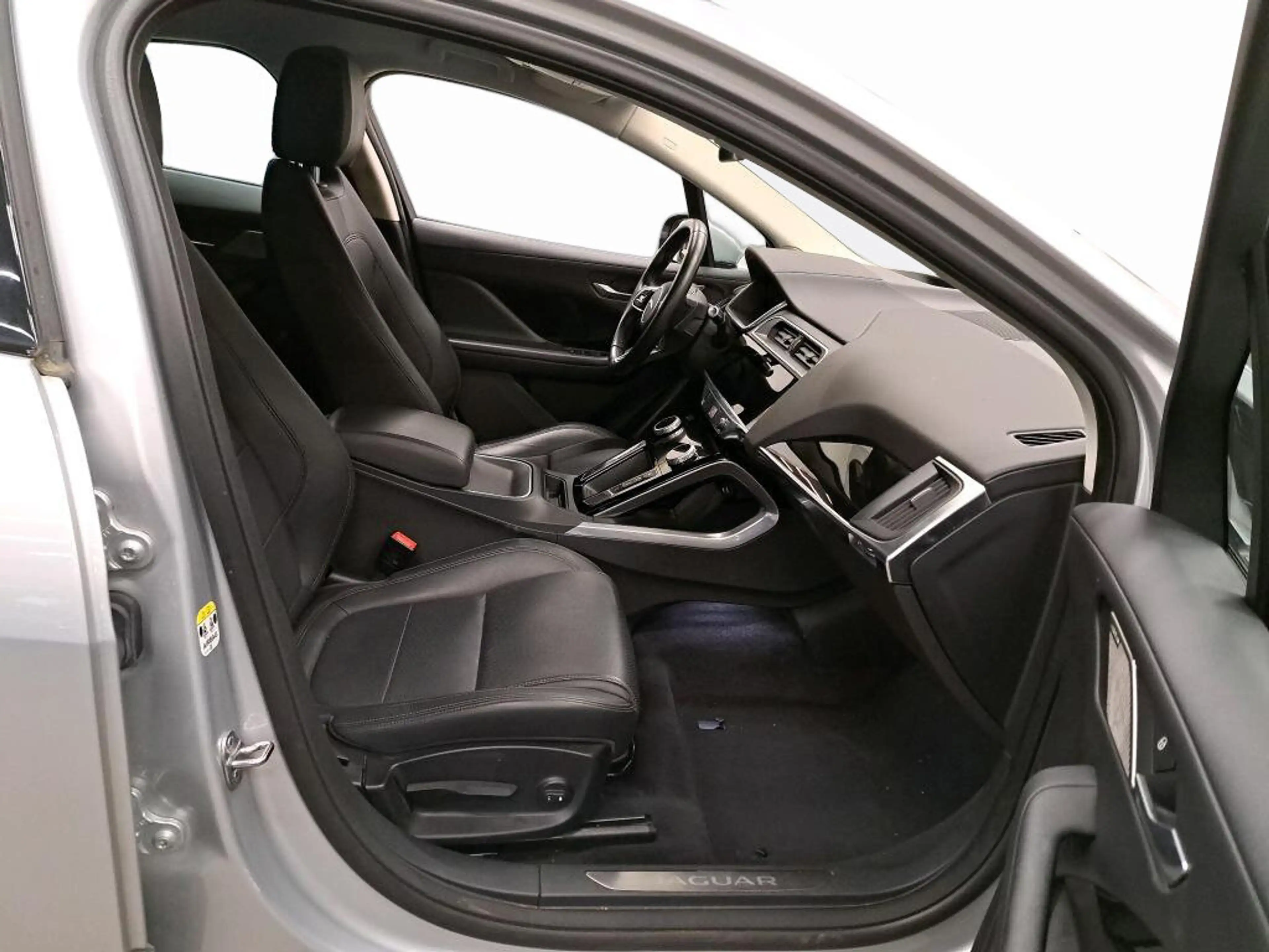 Jaguar I-Pace I-PACE S - 400 PK - PANO DAK - TREKHAAK — photo 4