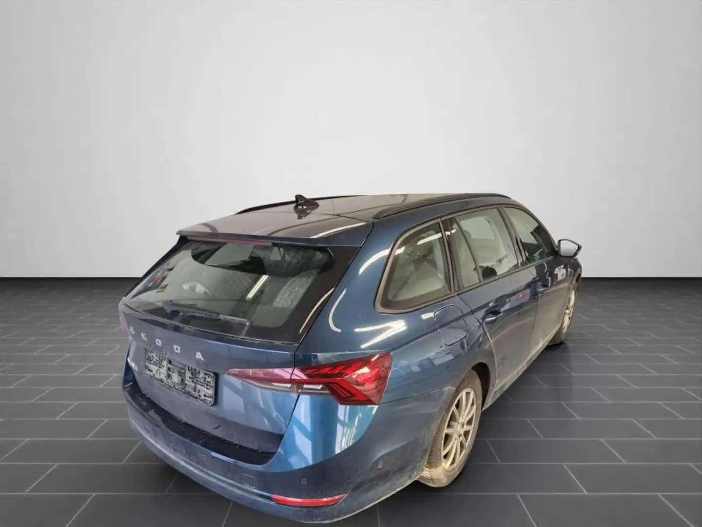 Skoda Octavia Combi 1.5 TSI Style, Navi, Sitzh., Kamer Blau - 2