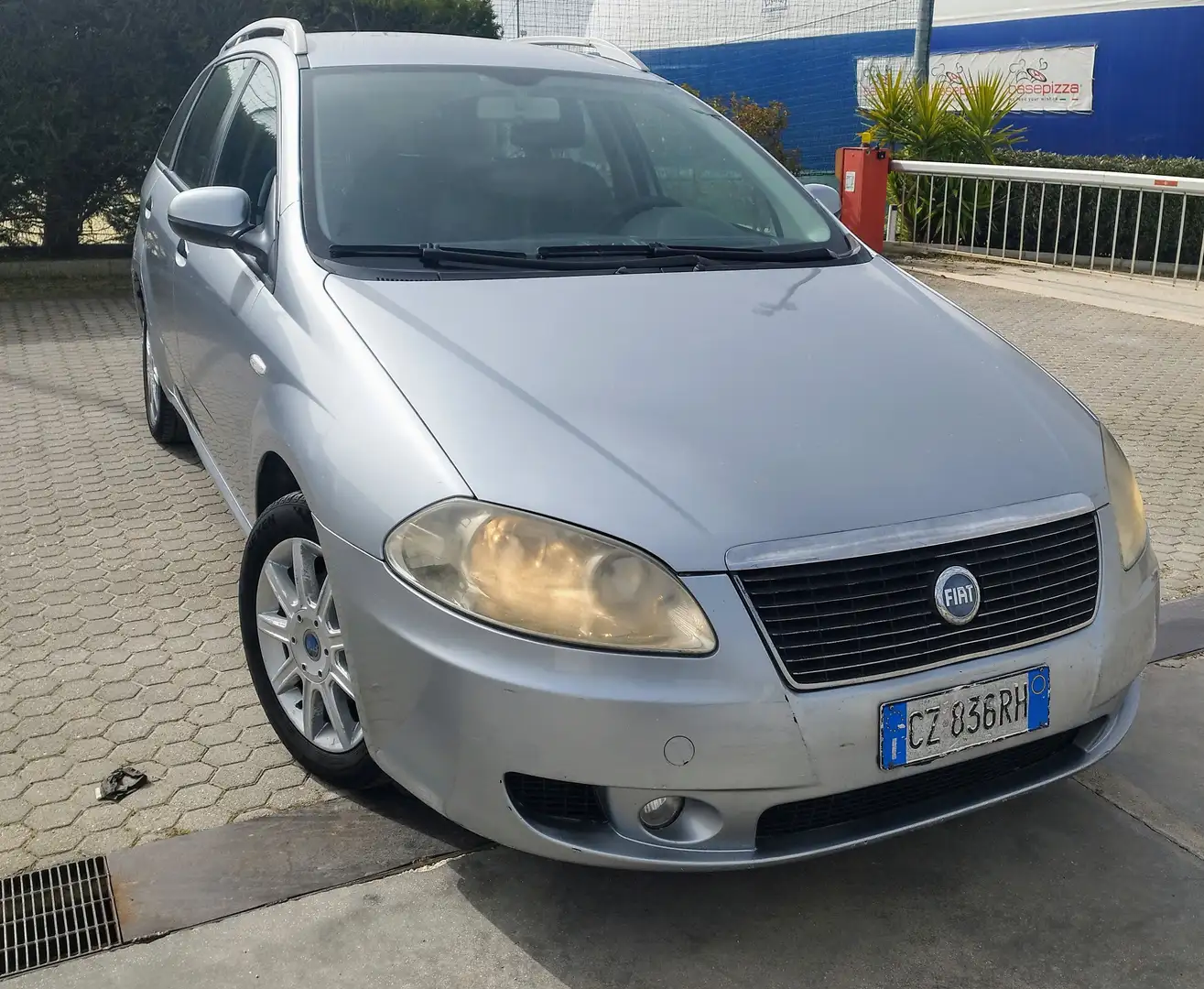 Fiat Croma Croma+II+2006+1.9+mjt+8v+Emotion Stříbrná - 1