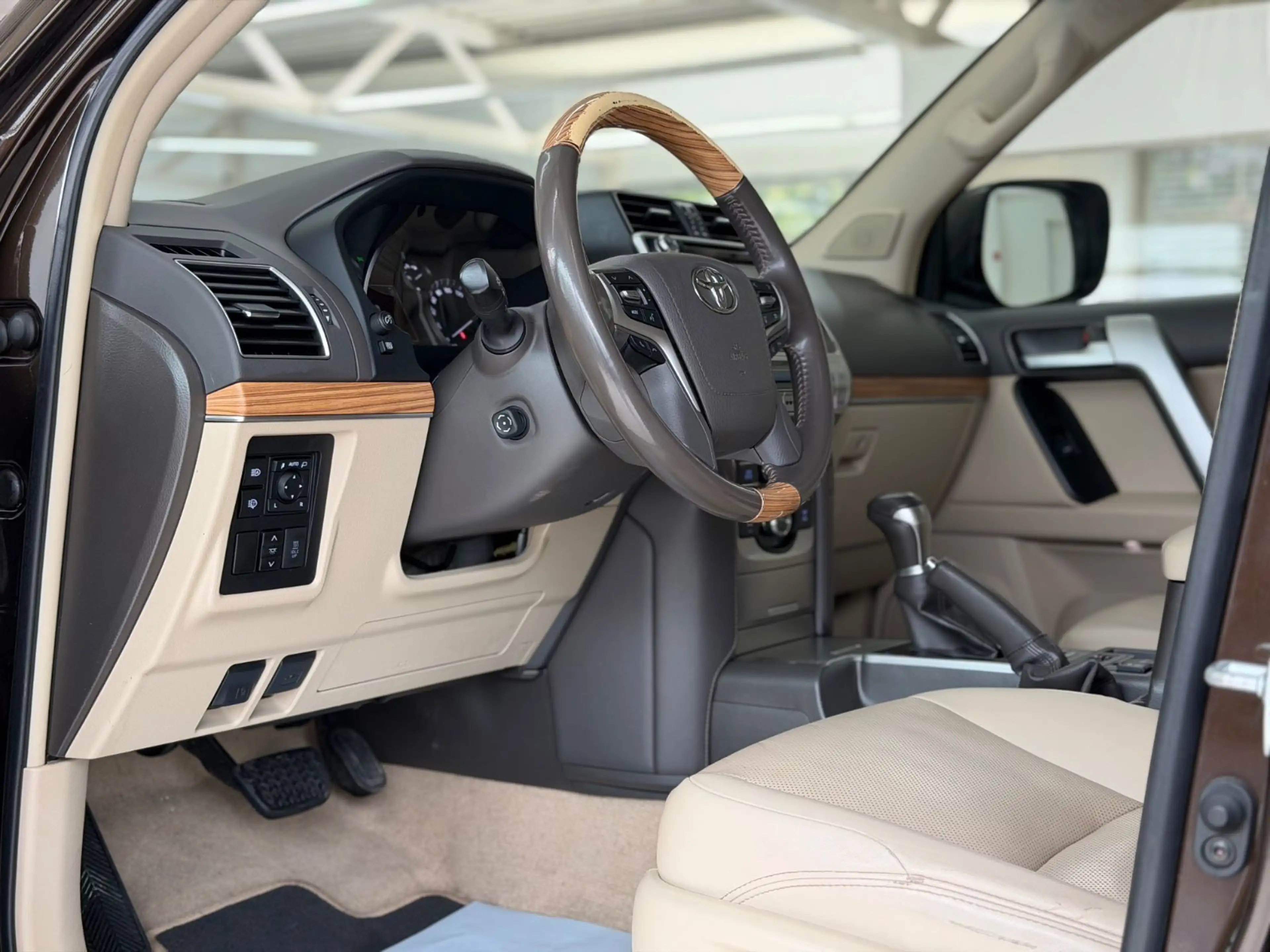 Toyota Land Cruiser 2.8 D-4D TEC-Edition Aut 7-Sitzer — photo 8