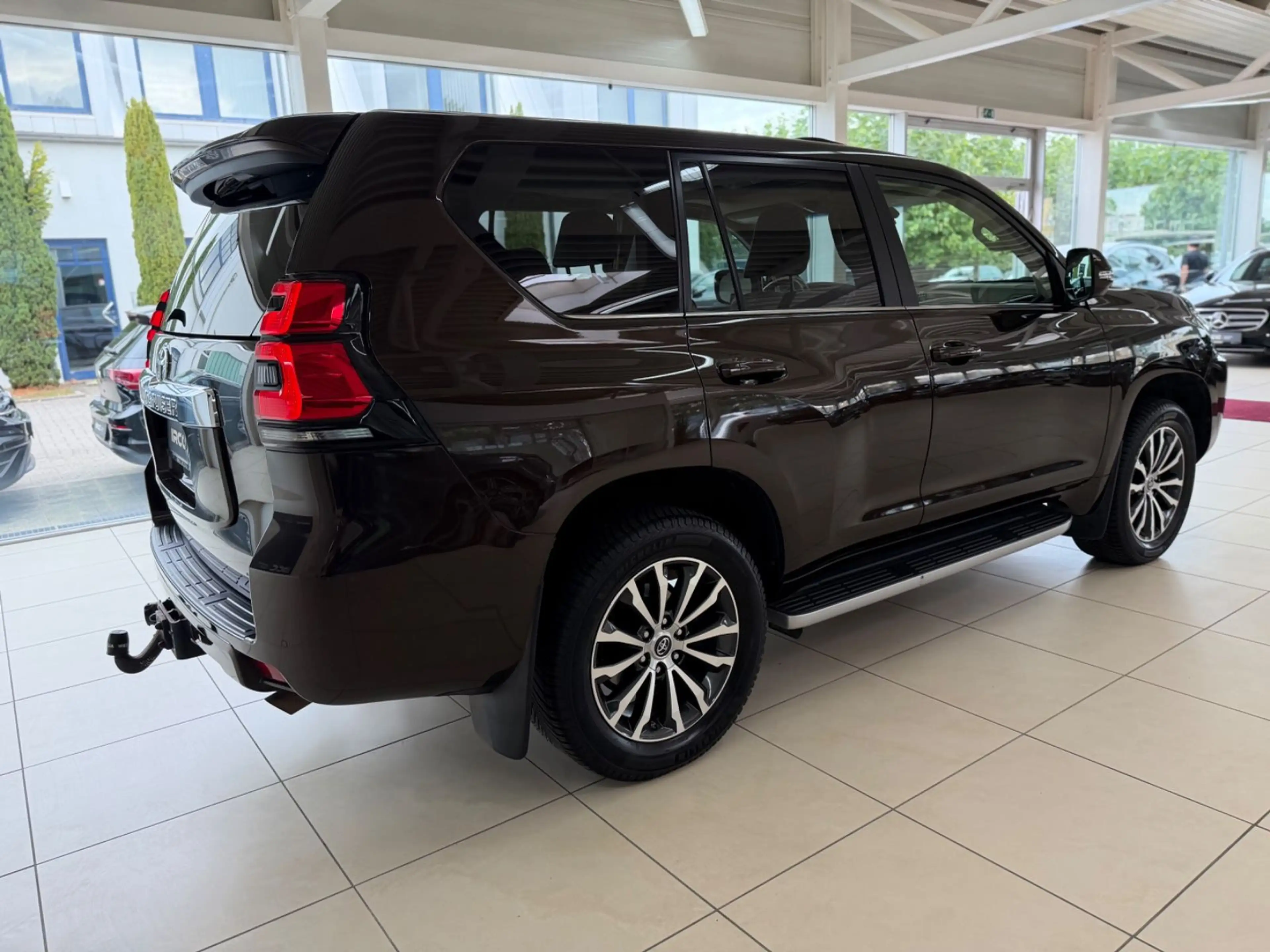 Toyota Land Cruiser 2.8 D-4D TEC-Edition Aut 7-Sitzer — photo 5