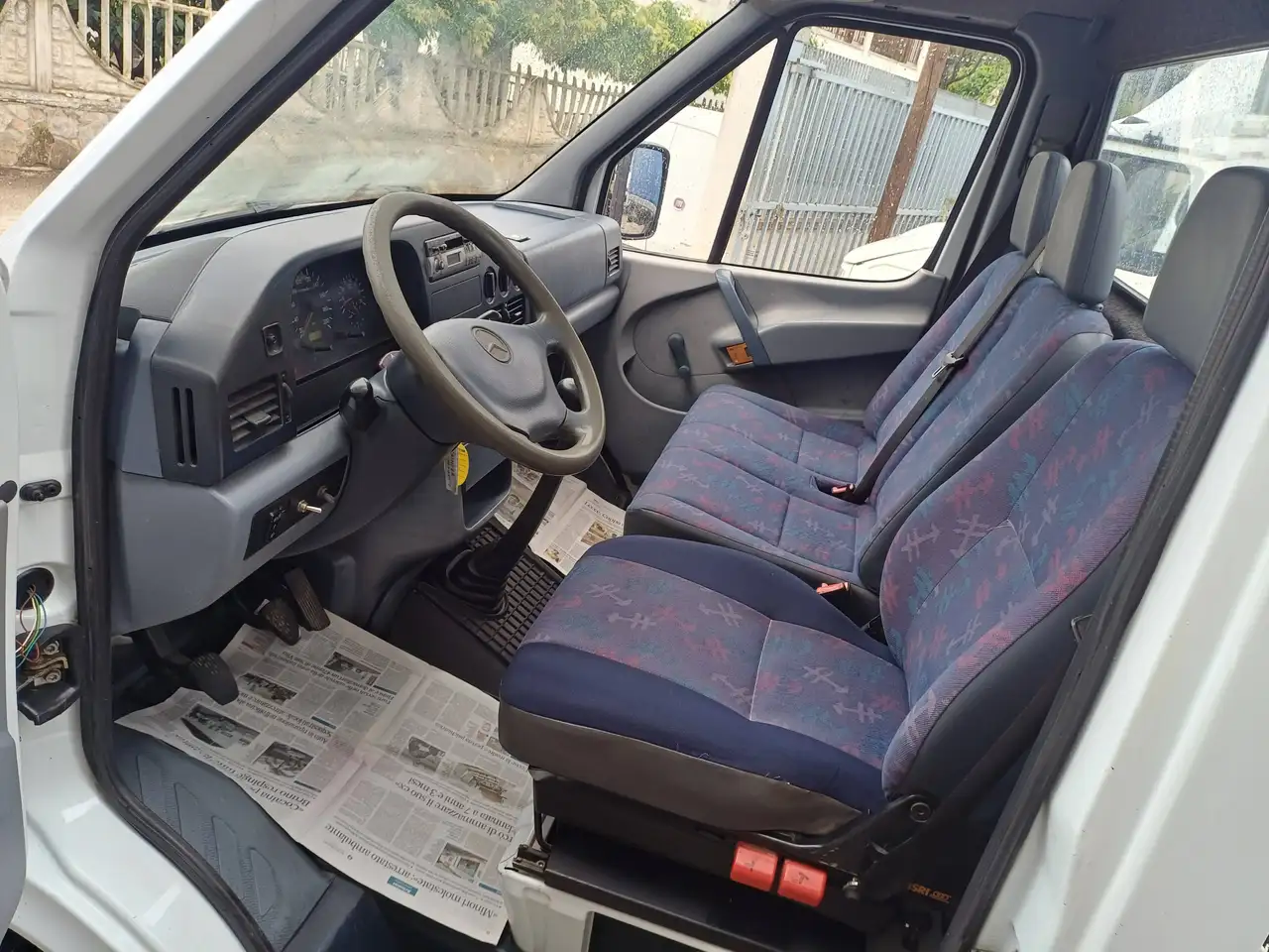 Mercedes-Benz Sprinter 412 TD "GRU E CASSONE 4 METRI", foto 10