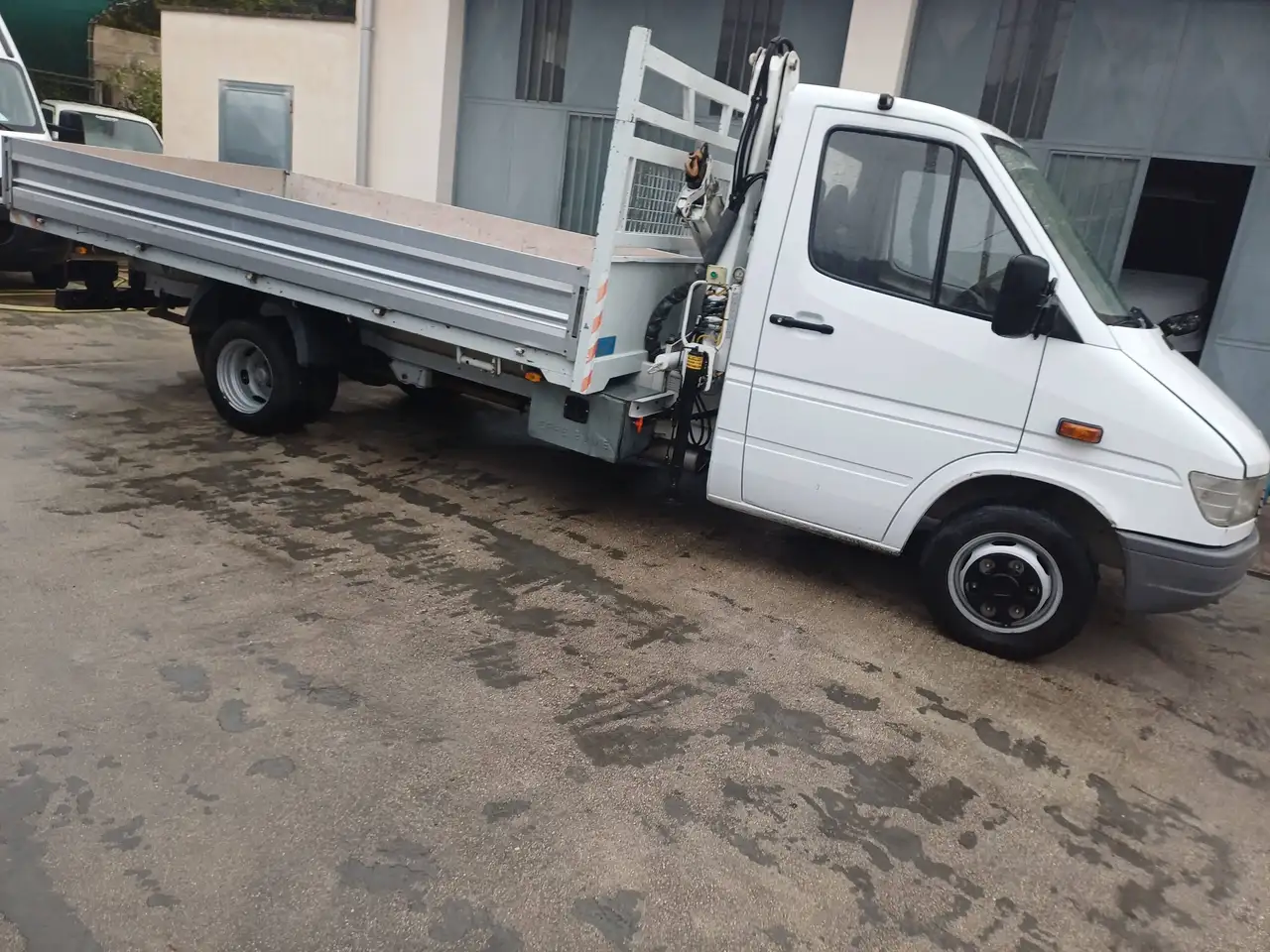 Mercedes-Benz Sprinter 412 TD "GRU E CASSONE 4 METRI", foto 7