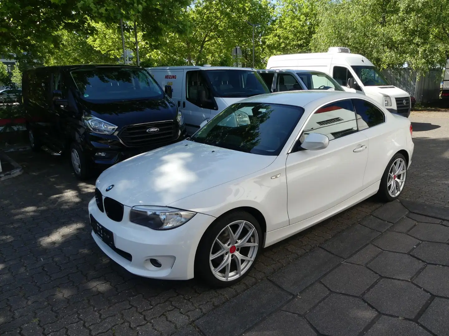 BMW 125 Baureihe 1 Coupe 125i AUTOMATIK LEDER SPORT Weiß - 2