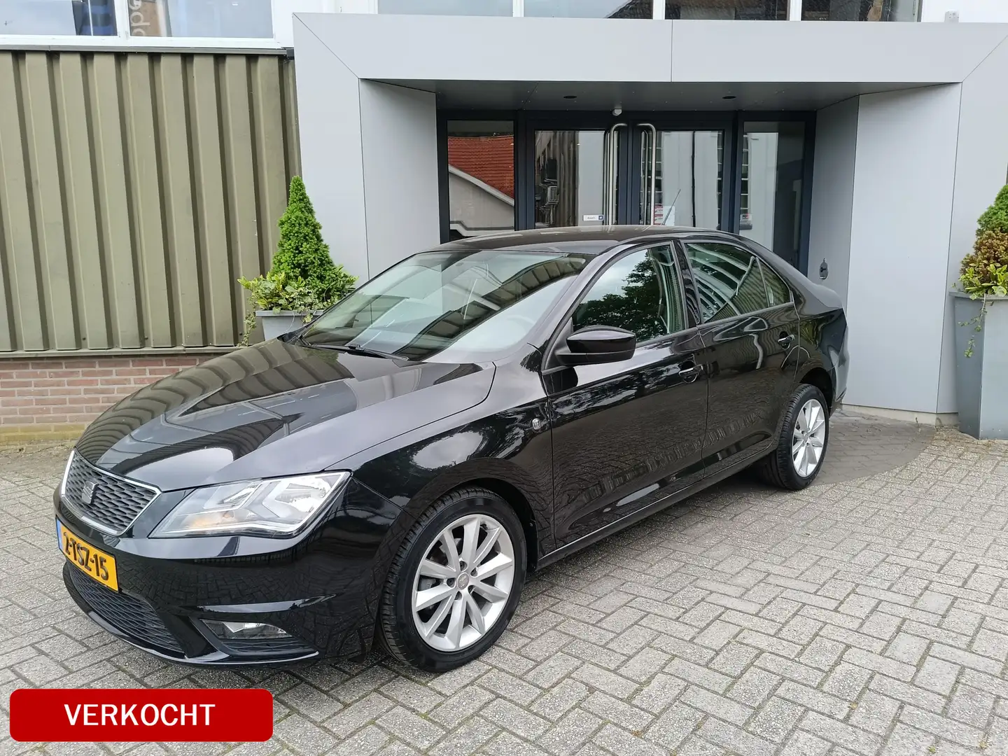 SEAT Toledo 1.2 TSI Enjoy | Airco | Cruis controle | Nap | 2 E Чорний - 1