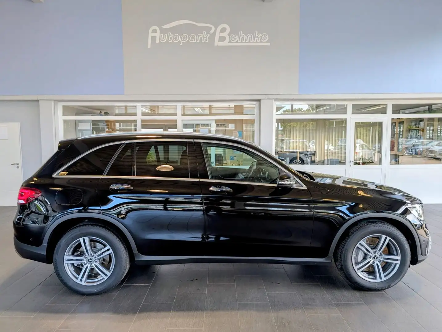 Mercedes-Benz GLC 220 d 4Matic*HUD*LED*Distronic*Standheizung Noir - 2