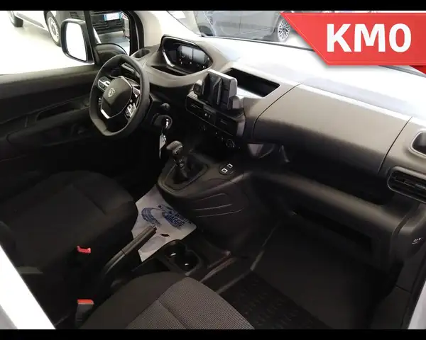 Peugeot Partner view 10